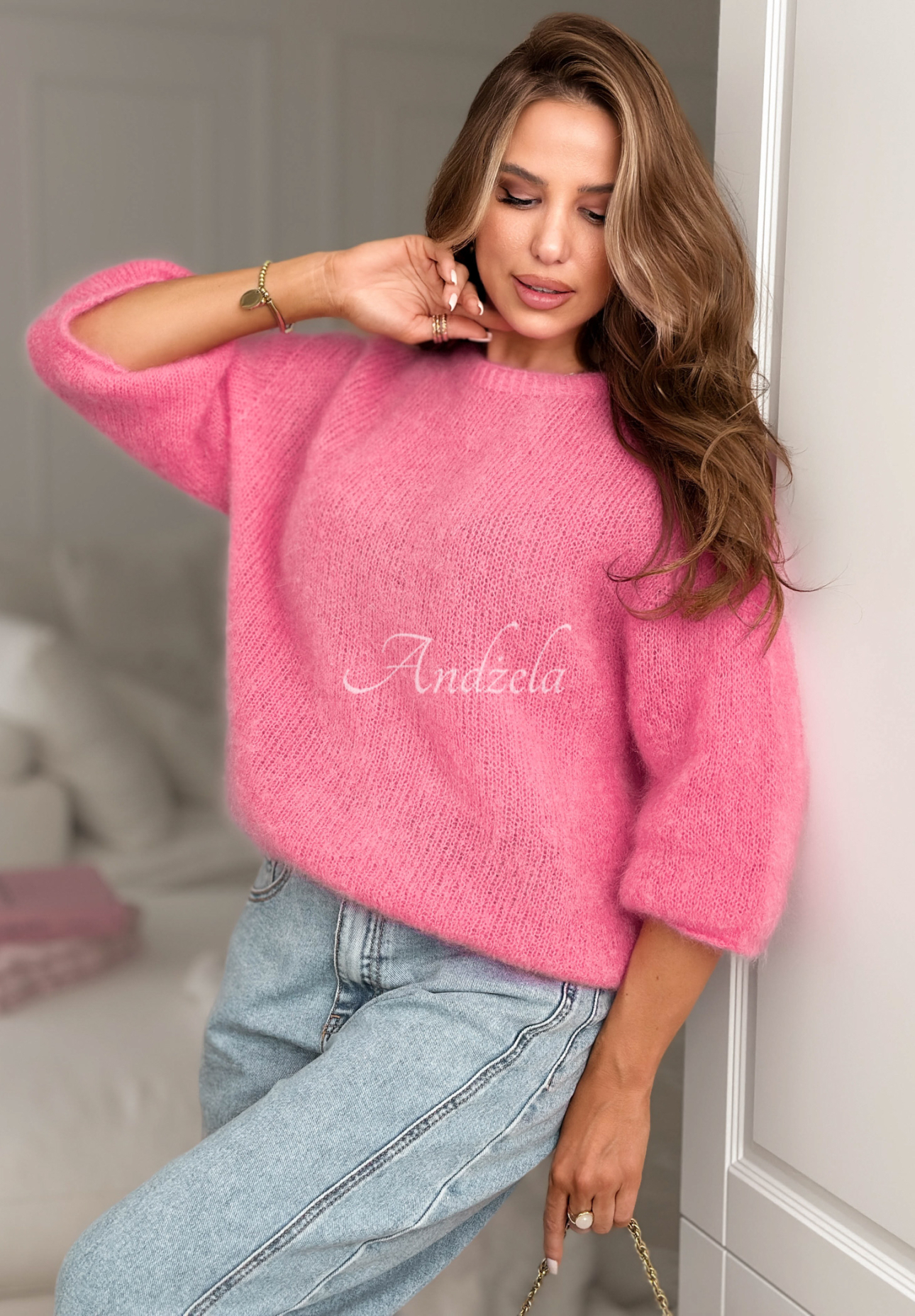 Moherowy sweter Give Me Space różowy