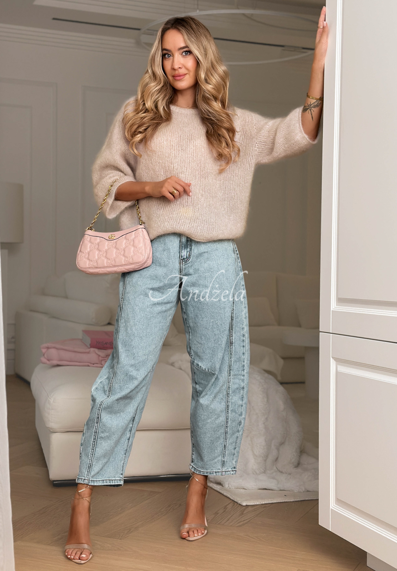 Mohair sweater Give Me Space beige