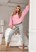 Sweter z bufiastymi rękawami Maybe Never różowy