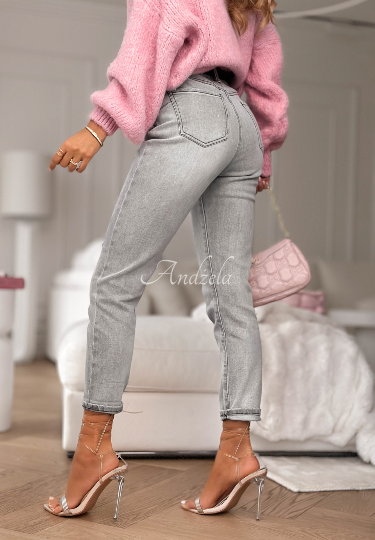 Spodnie jeansowe loose fit z paskiem Not Even Close szare