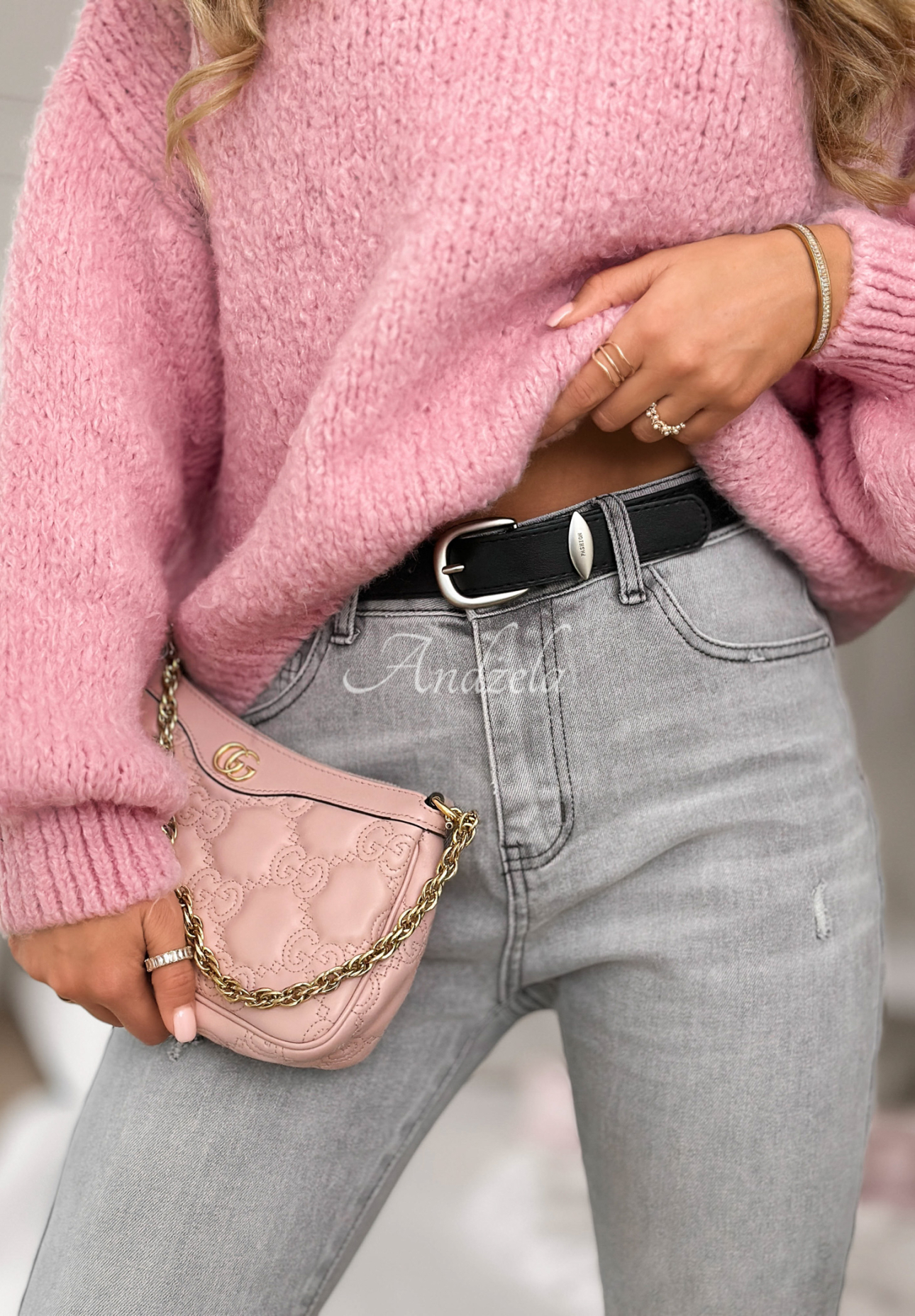 Spodnie jeansowe loose fit z paskiem Not Even Close szare