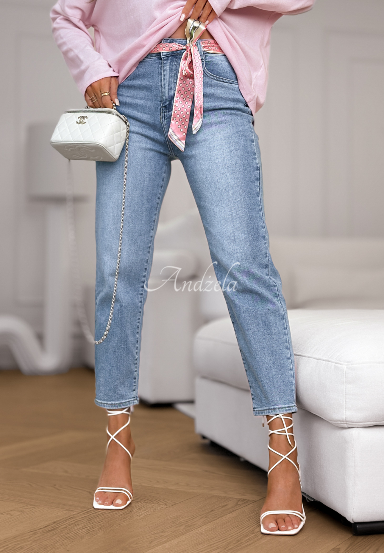 Spodnie jeansowe mom fit z paskiem Real For You niebieskie