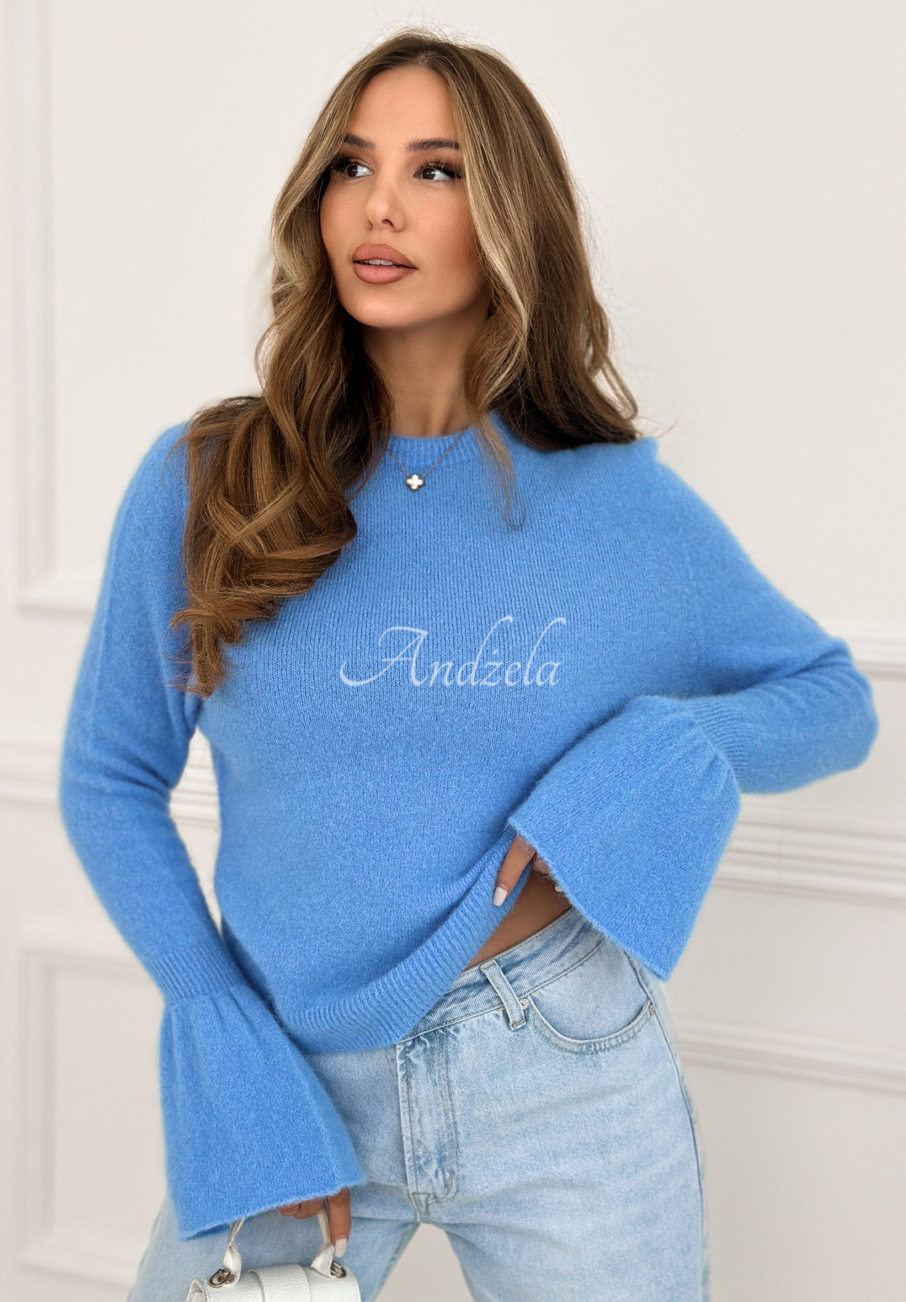 Soft sweater with wide sleeves and alpaca Spring Smoothie sky blue