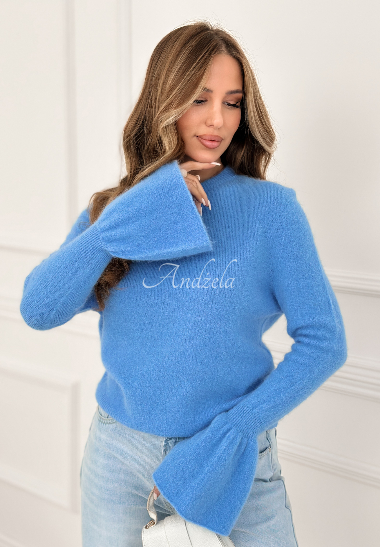 Soft sweater with wide sleeves and alpaca Spring Smoothie sky blue