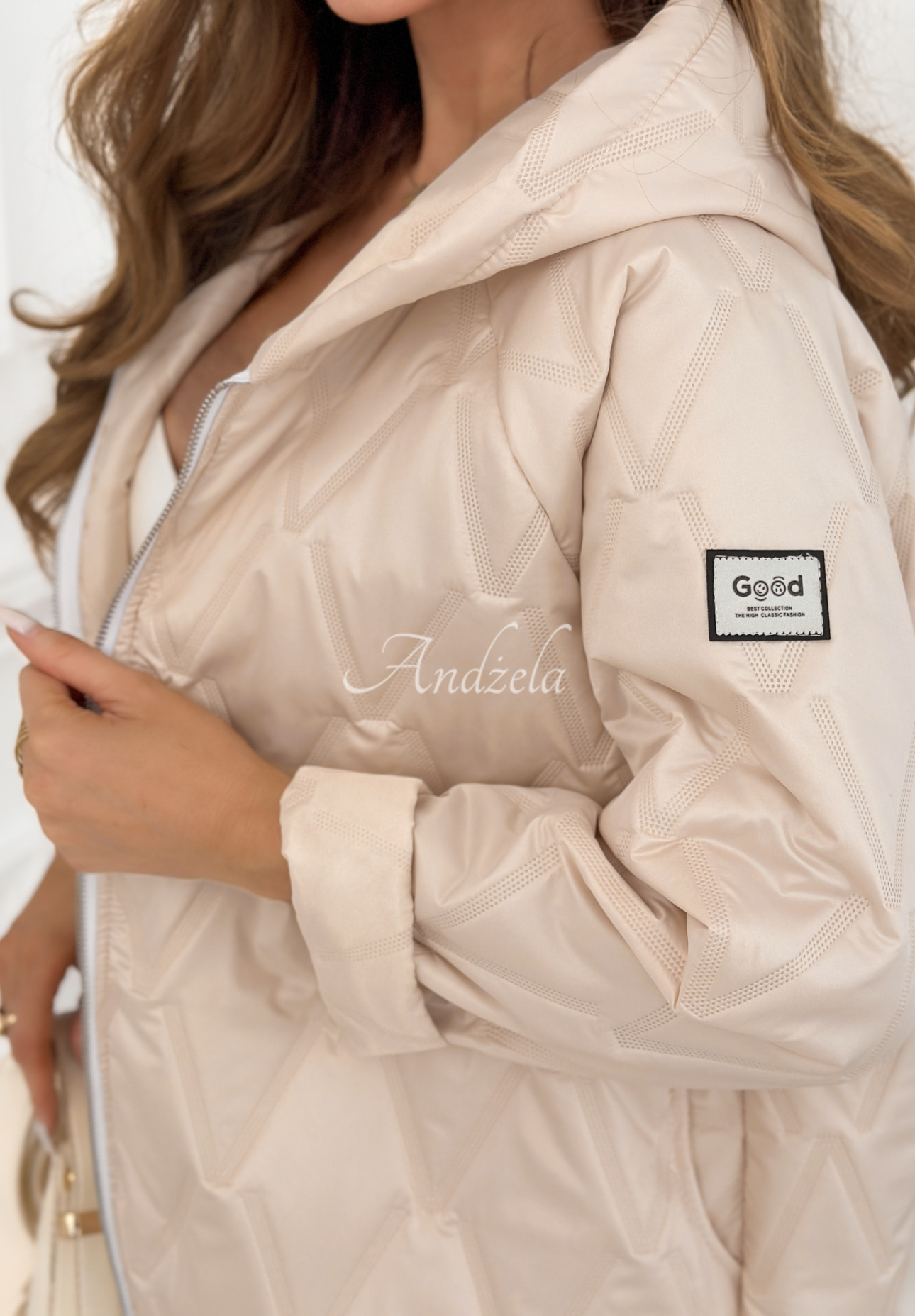 Springtime Starts short quilted jacket with hood, beige