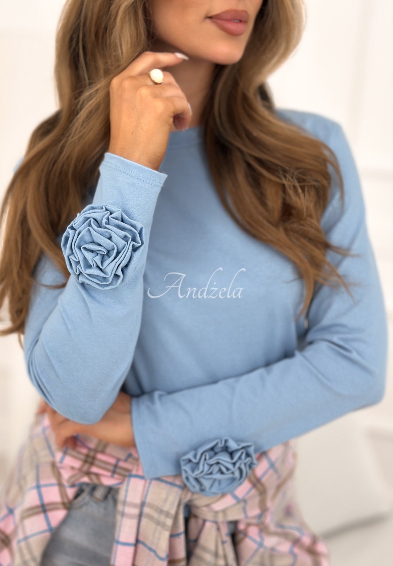 Bawełniana bluzka z różami Come With Me niebieska