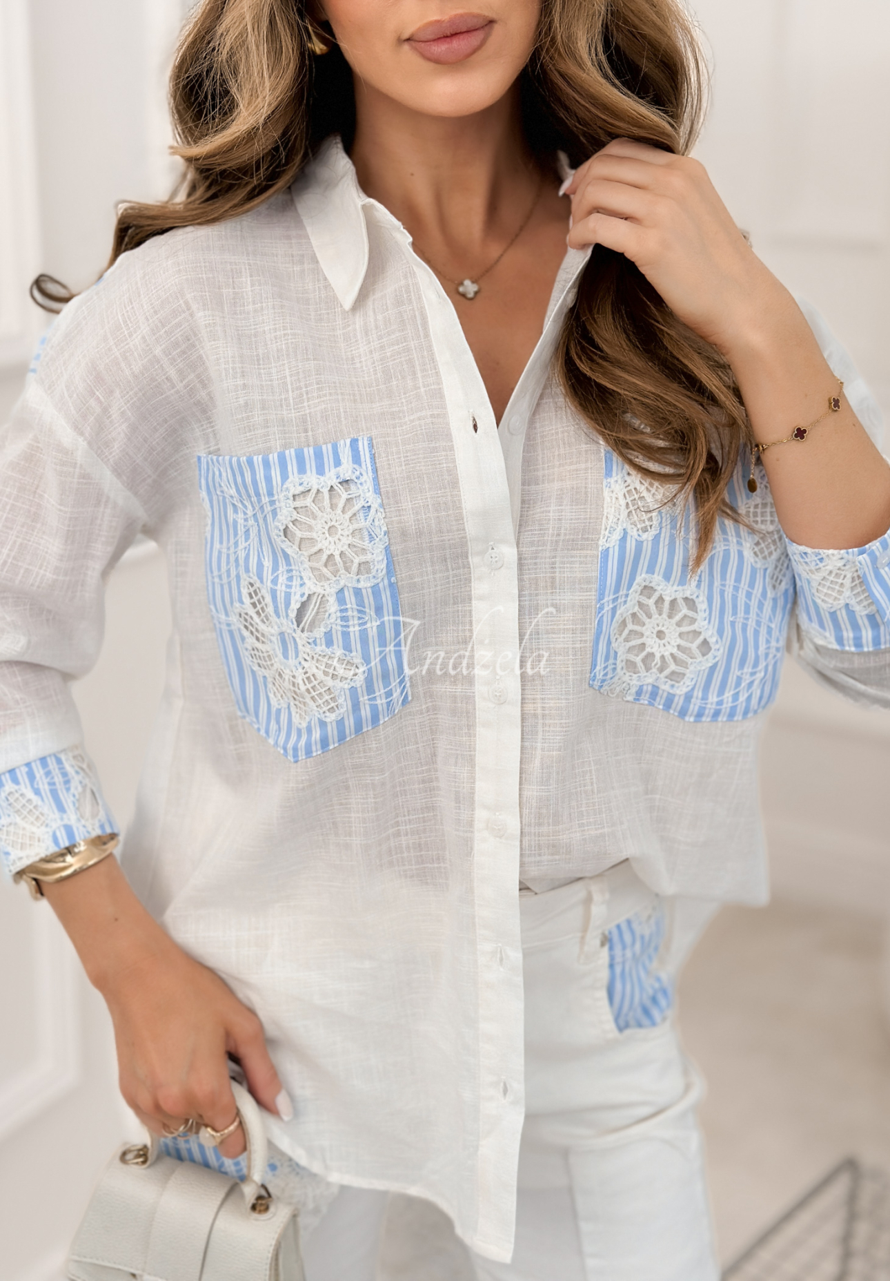Cotton shirt with Sunrise Touch embroidery, white and blue