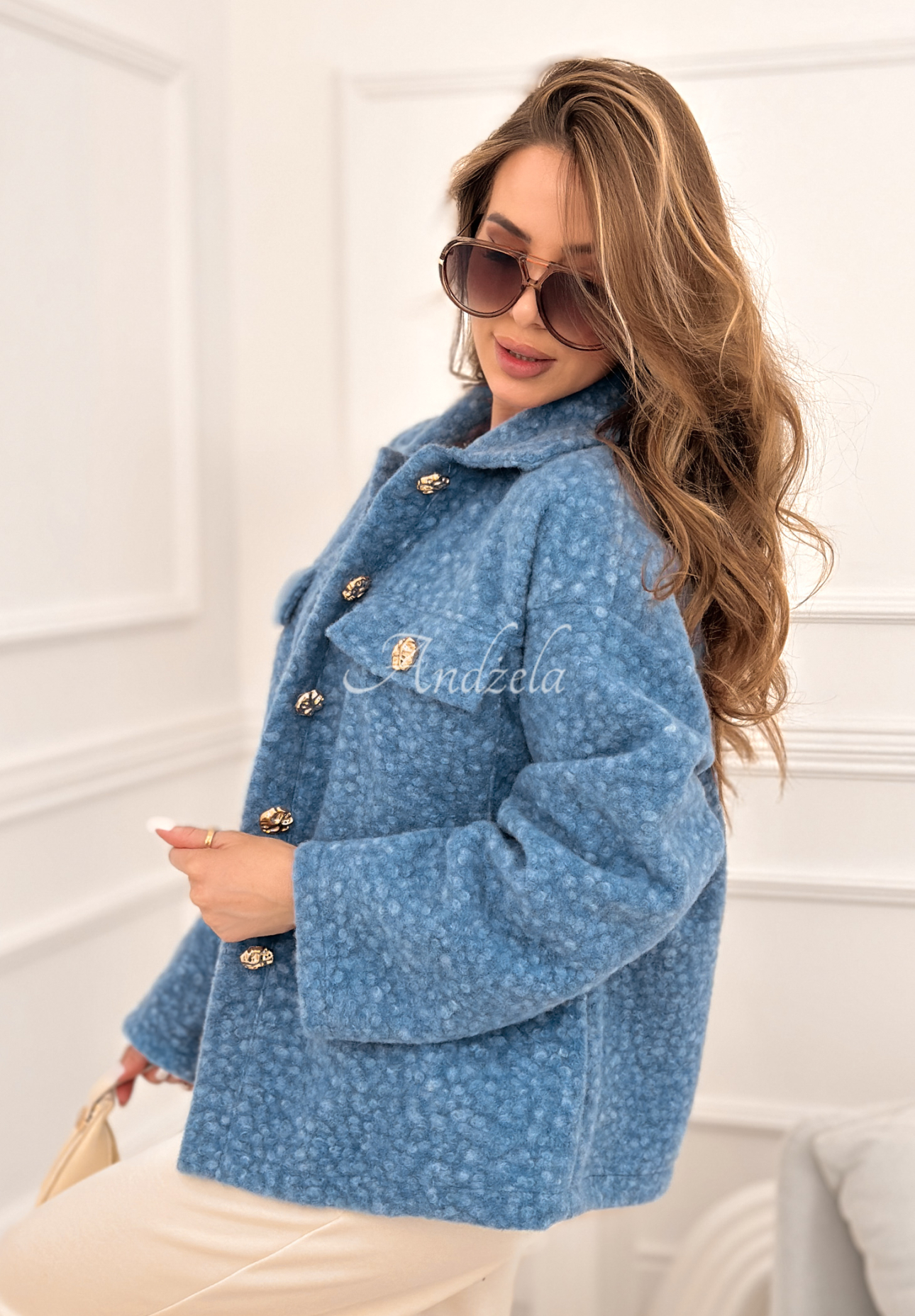 Warming Up short bouclé sheepskin jacket, blue