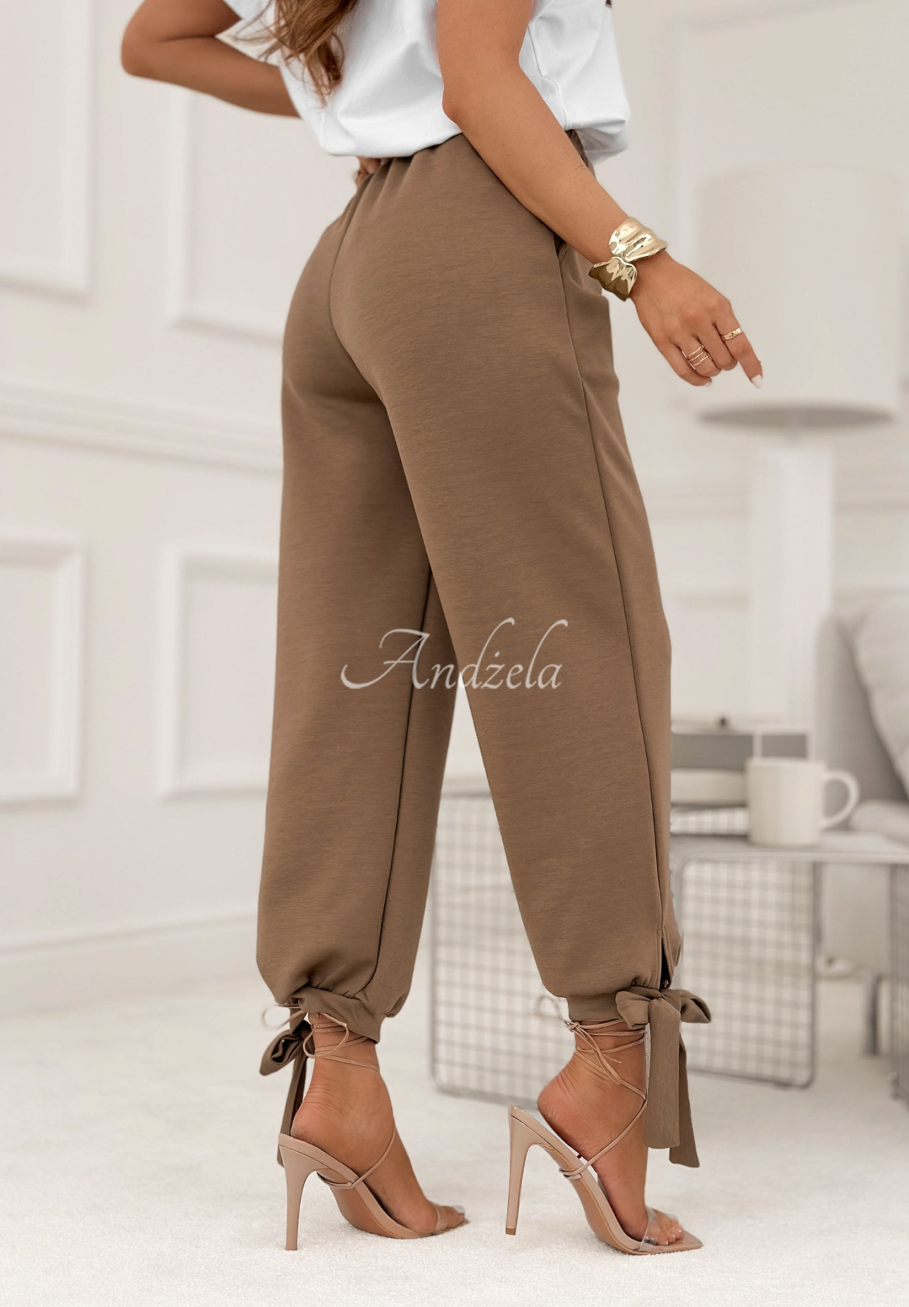 Spodnie dresowe masełko z kokardką Comfy &amp; Trendy mokka