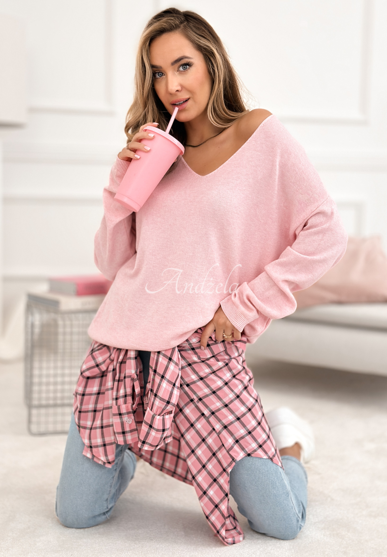 Lightweight Sensibility powder pink crew neck sweater
