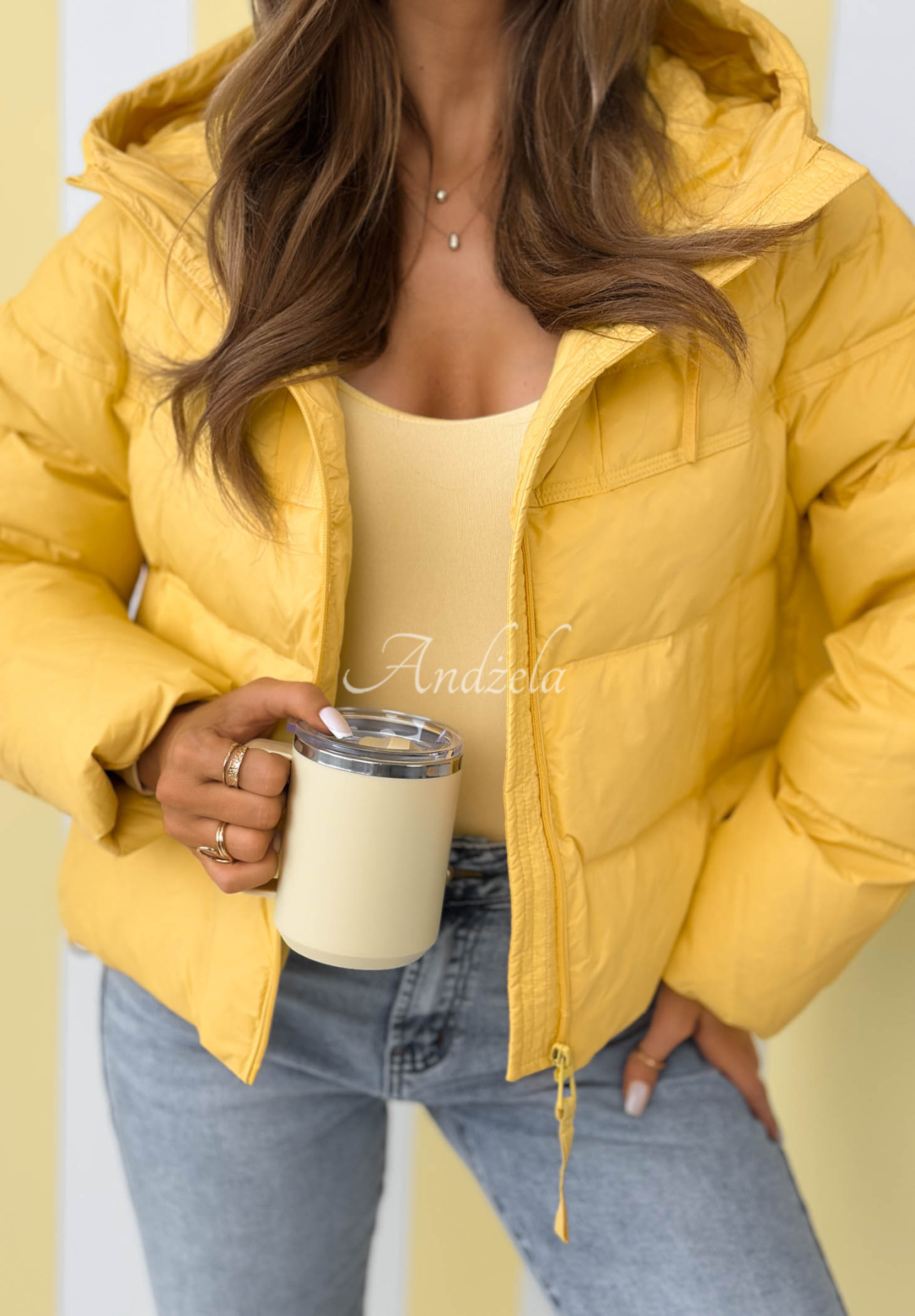 Must Believe short down jacket with hood, yellow