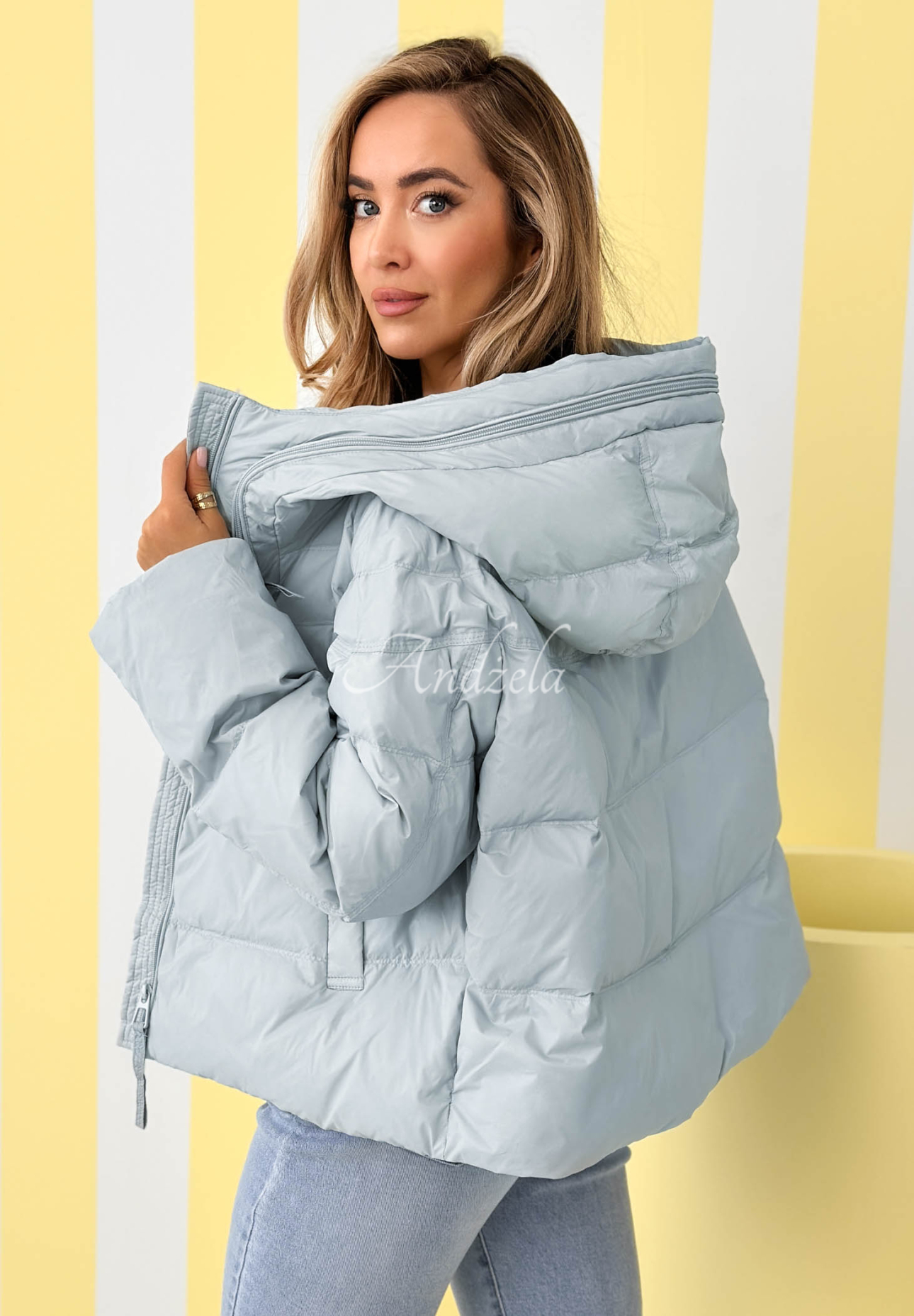 Must Believe short down jacket with hood, sky blue