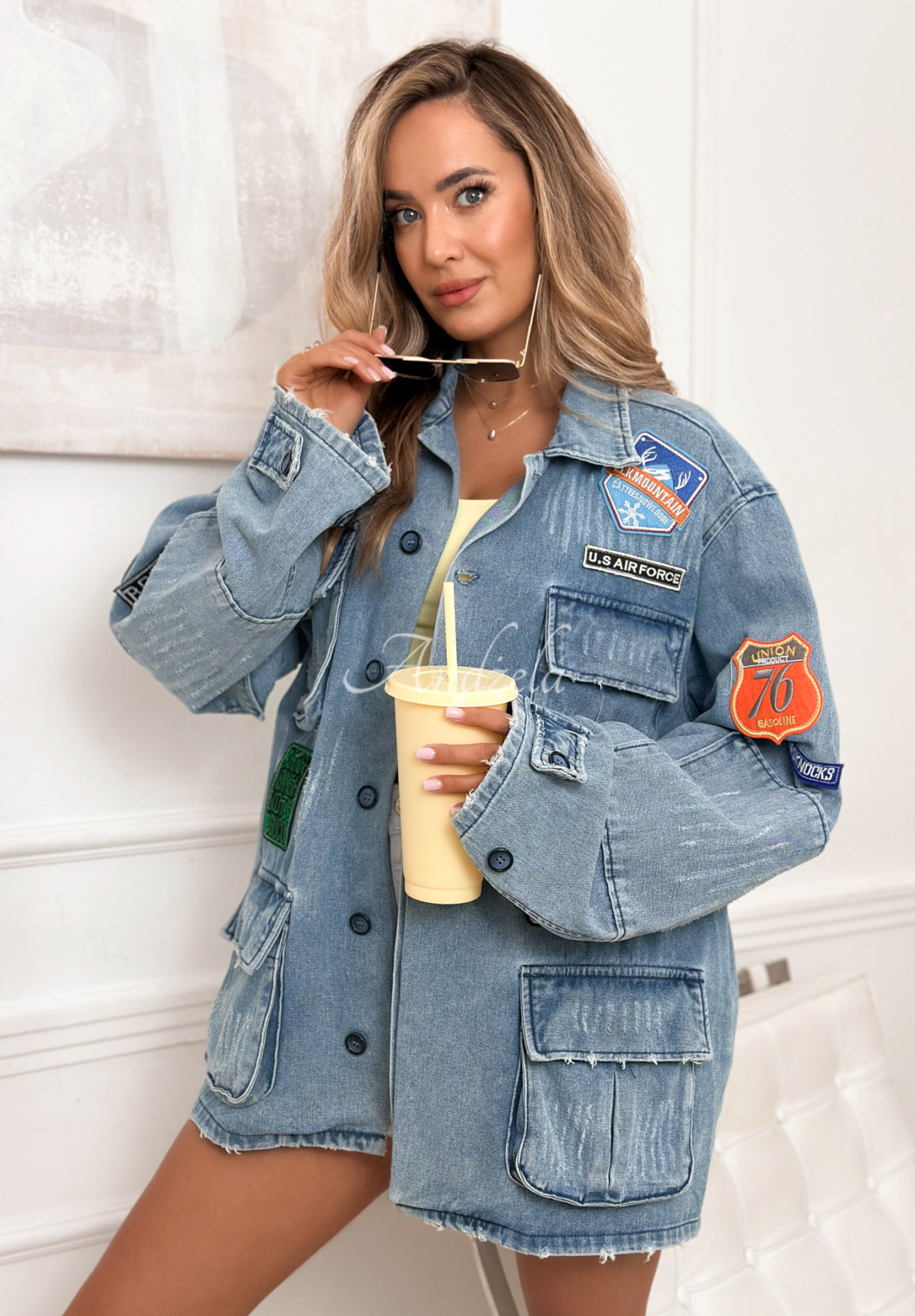 Oversized denim jacket with patches Daily Looks light blue