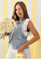 Krótka jeansowa kamizelka z koronką Sweet Lacy jasnoniebieska
