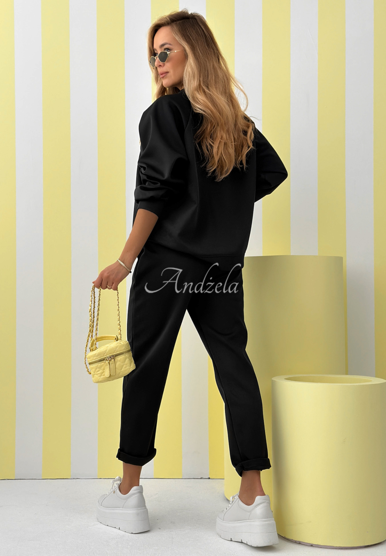 Wiskozowy komplet dresowy masełko bluza i spodnie Better Now czarny