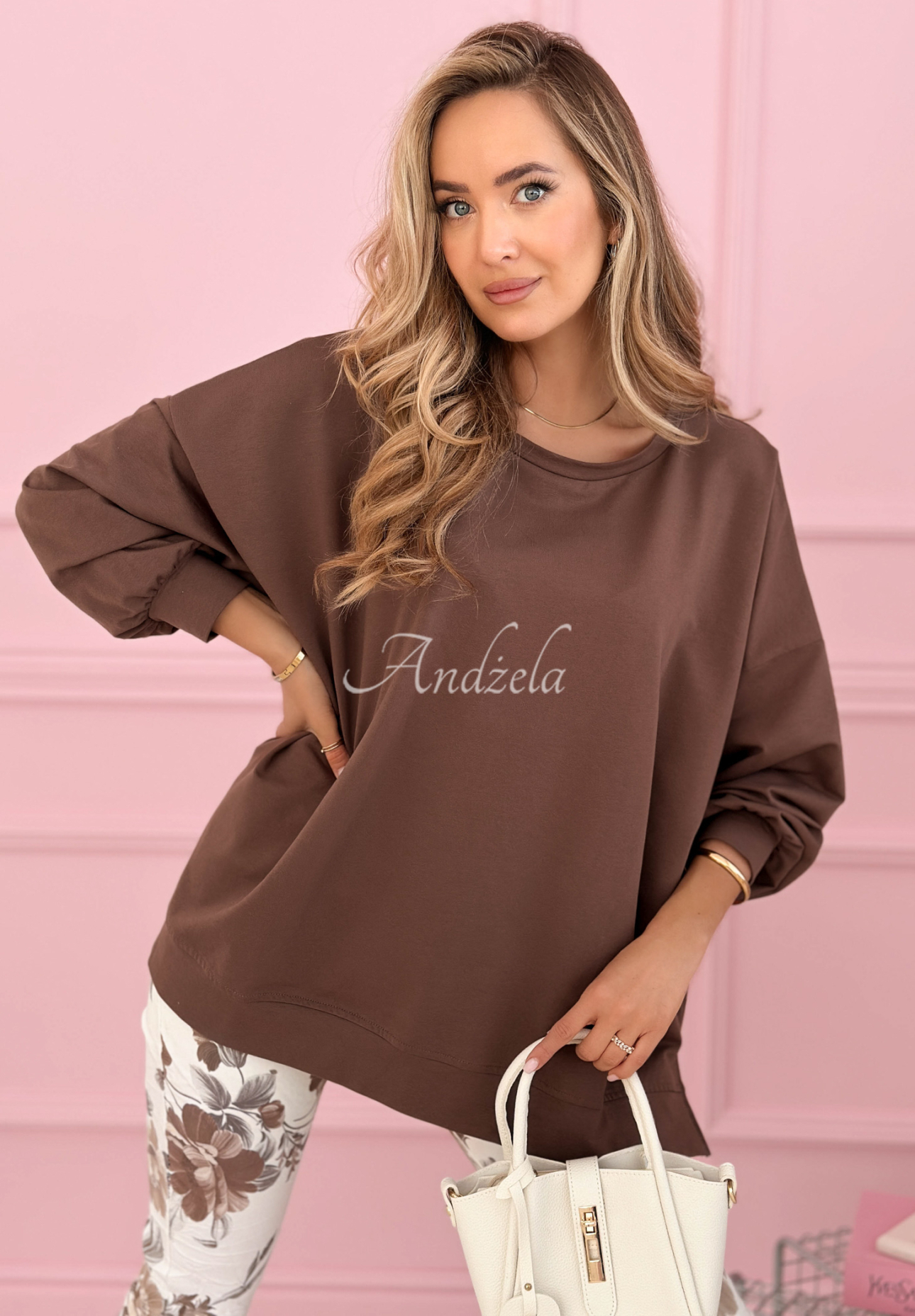 Bawełniana bluza oversize Not The Same czekoladowa