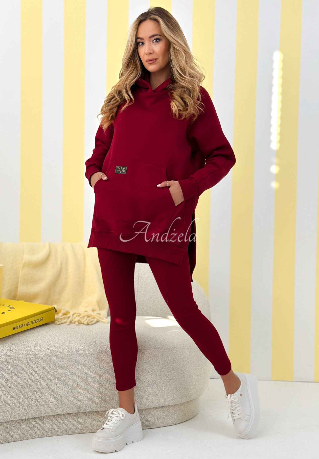 Siempre burgundy hoodie with pocket II