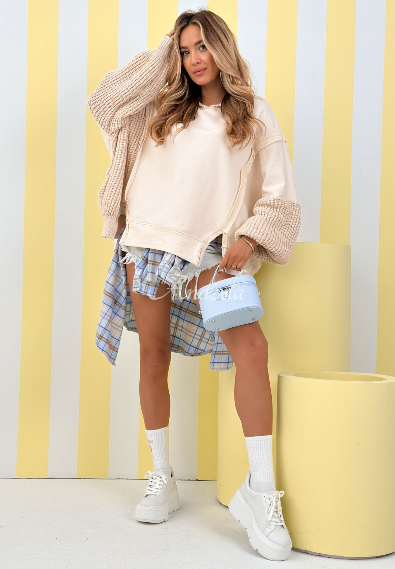 Cotton sweatshirt with knitted hood and sleeves Think About It beige