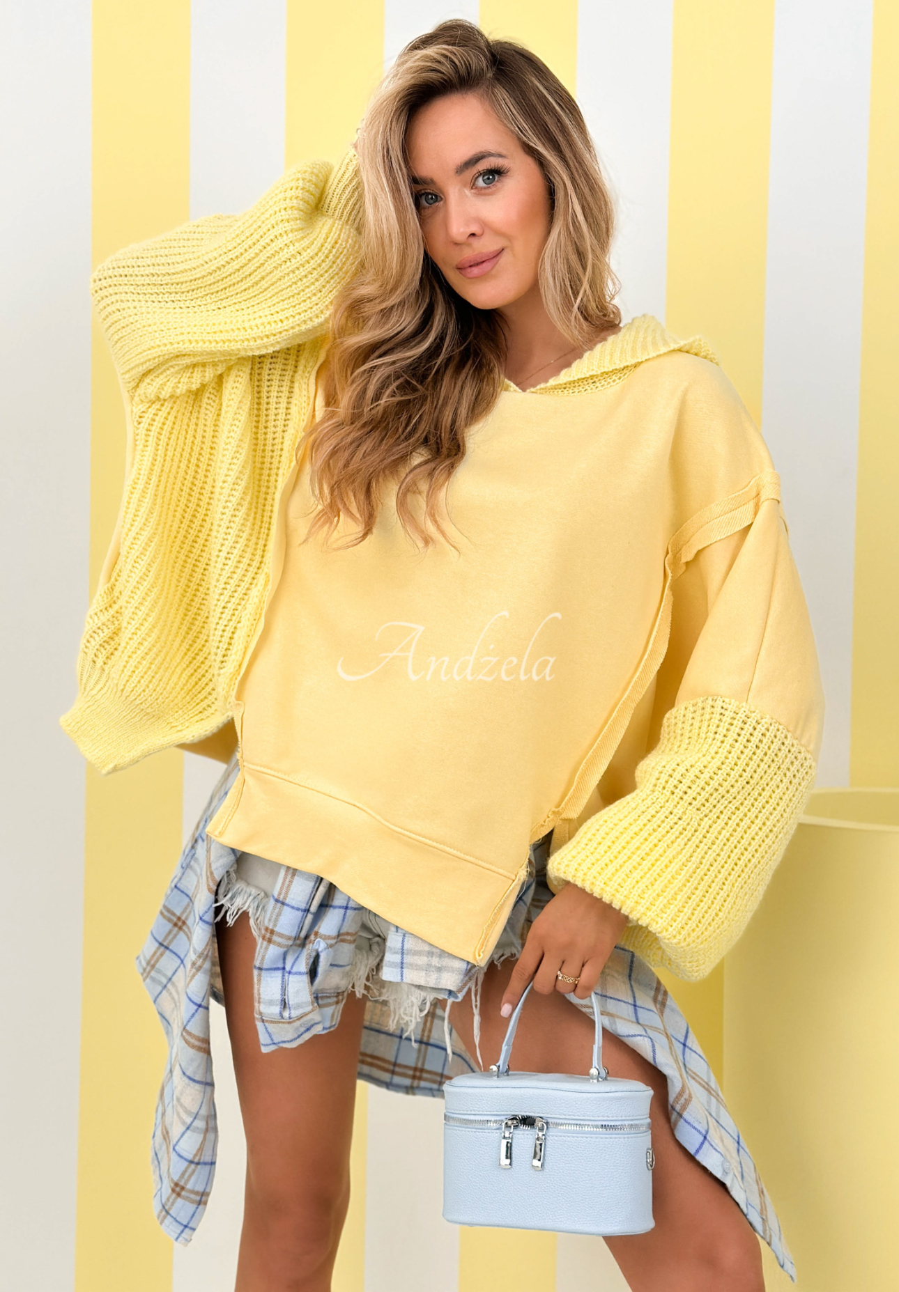 Bawełniana bluza z dzianinowym kapturem i rękawami Think About It żółta