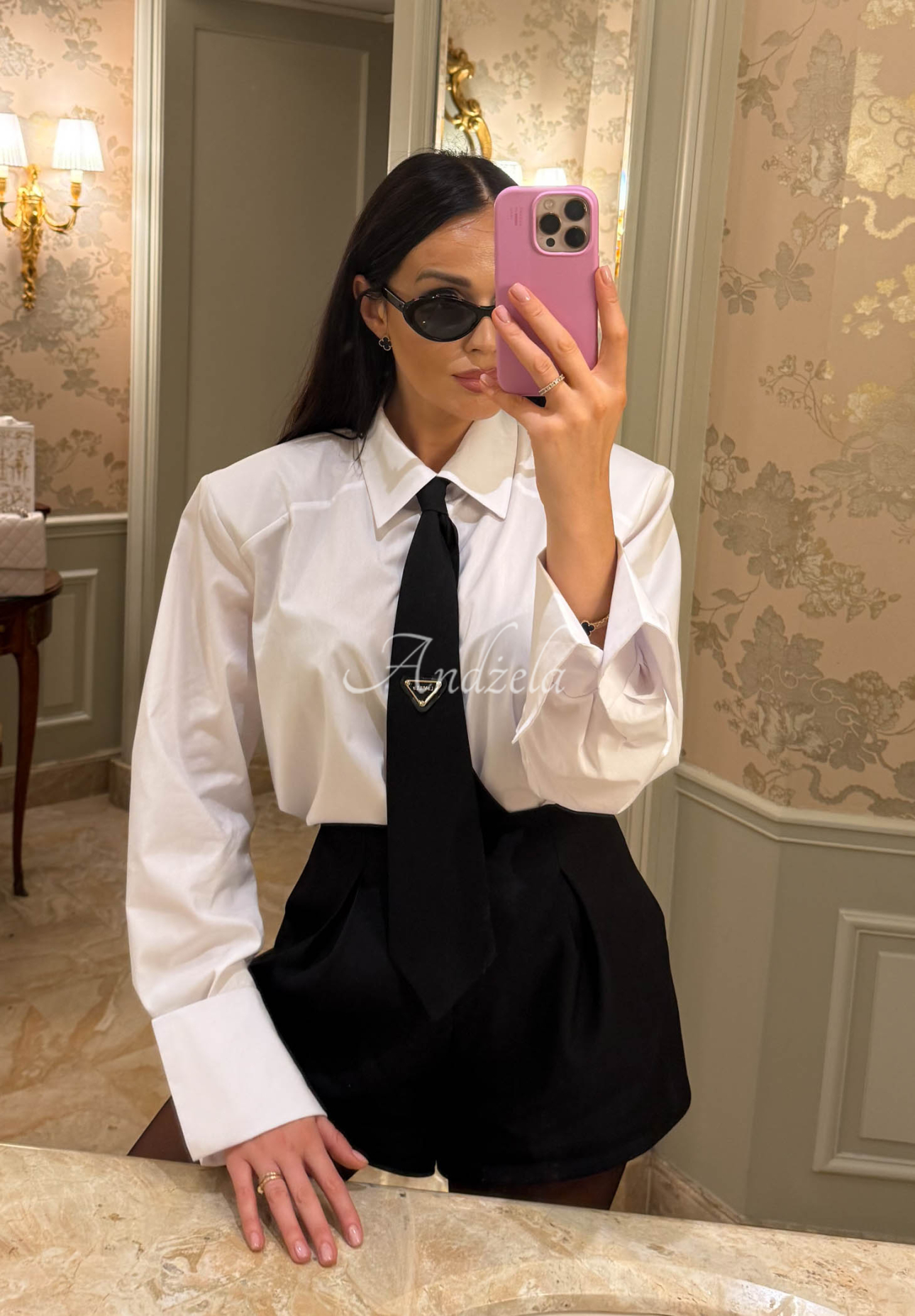 Bawełniana koszula z krawatem La Milla Kendall biała