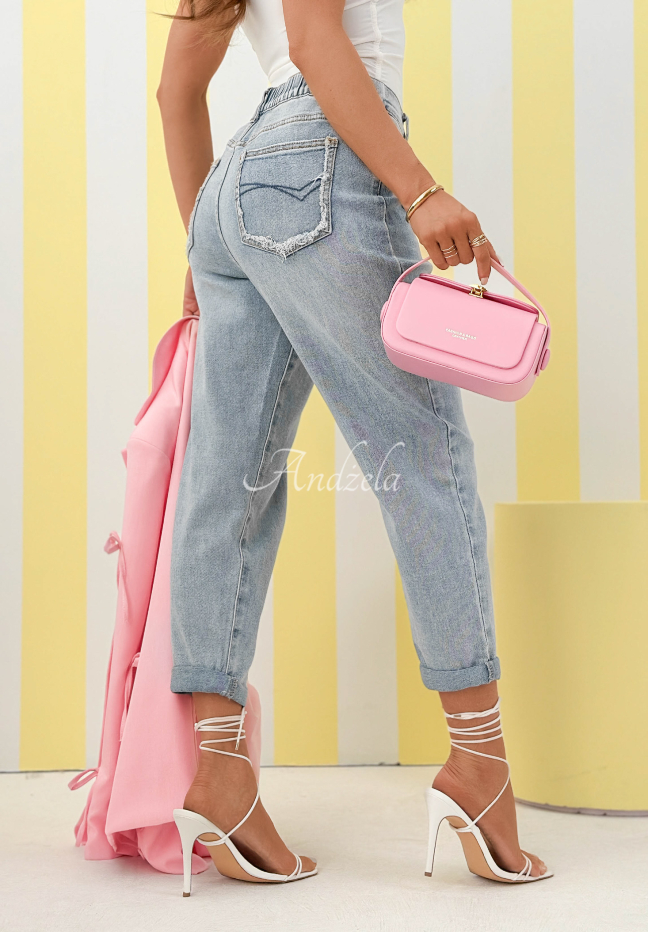 Spodnie jeansowe mom fit Why Wait niebieskie