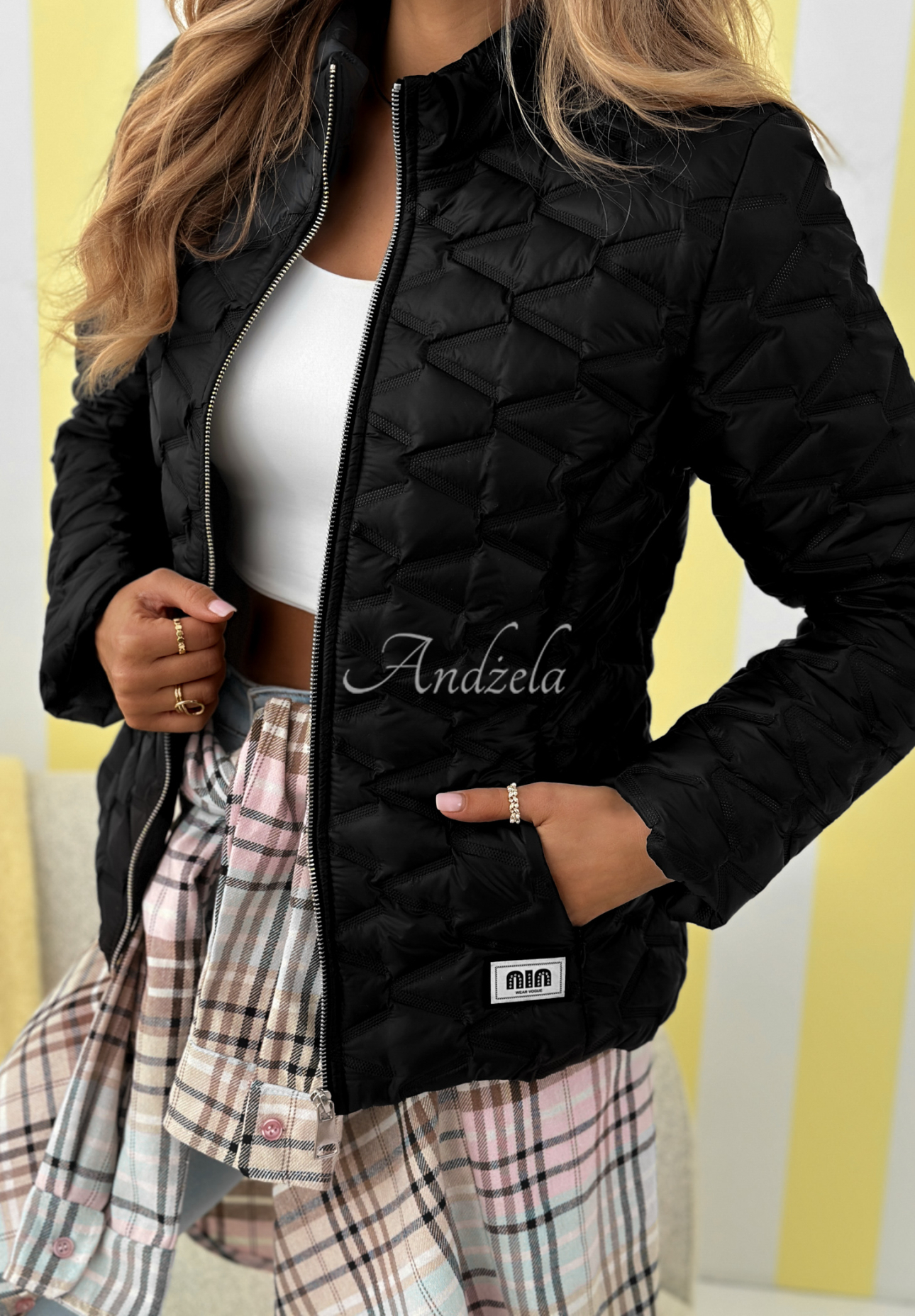Short quilted jacket Soft Wind black 