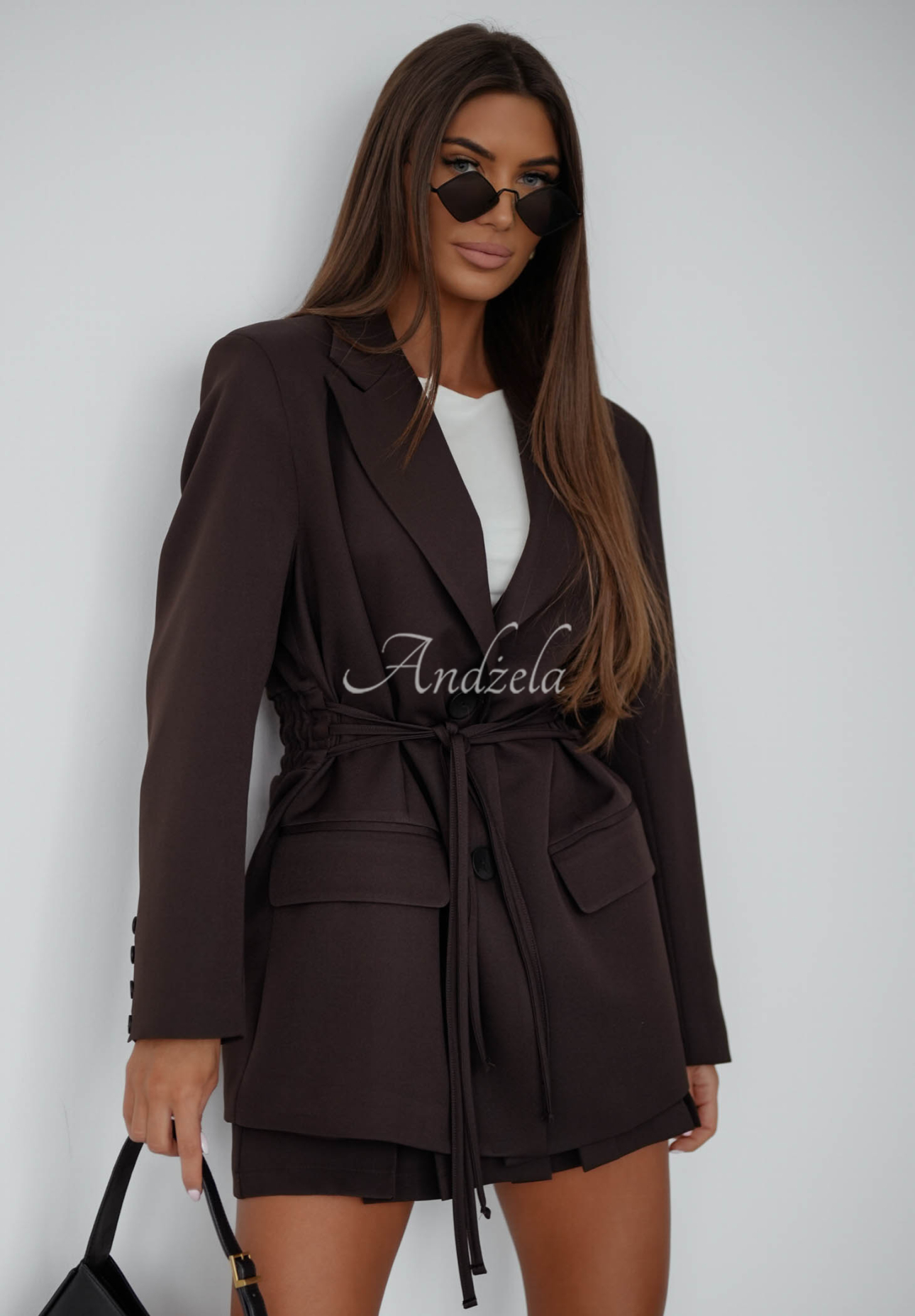 Marynarka z wiązaniem She Believed It czekoladowa