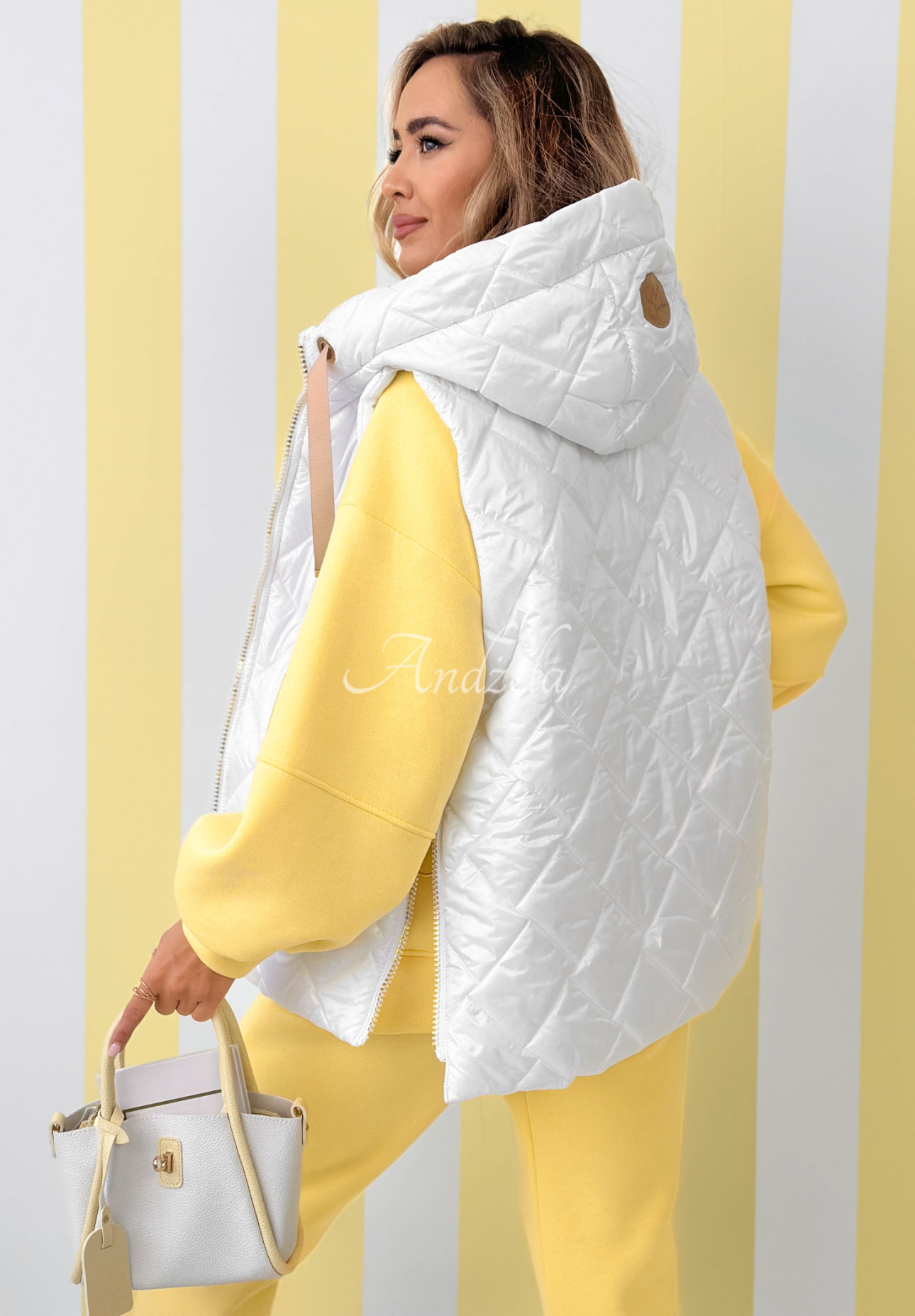Spring Touch quilted hooded vest, white