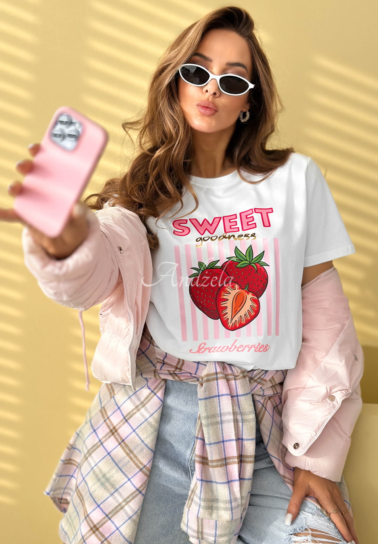 Bawełniany T-shirt z nadrukiem Sweet Goodness biało-różowy