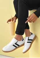 Adidasy Walking On Flowers białe