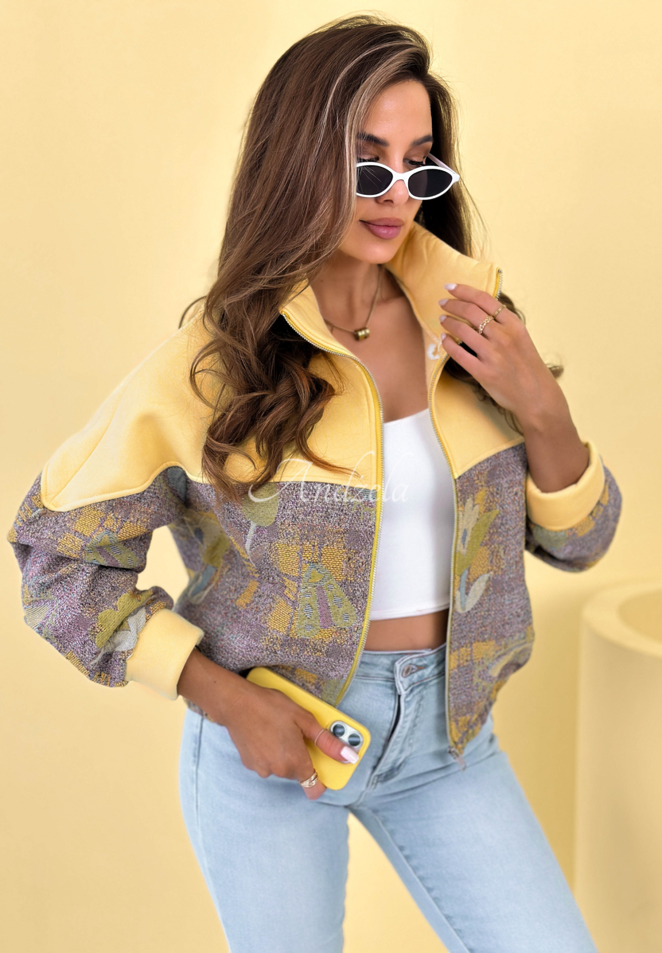 Cotton sweatshirt with stand-up collar and Alice patterns, yellow