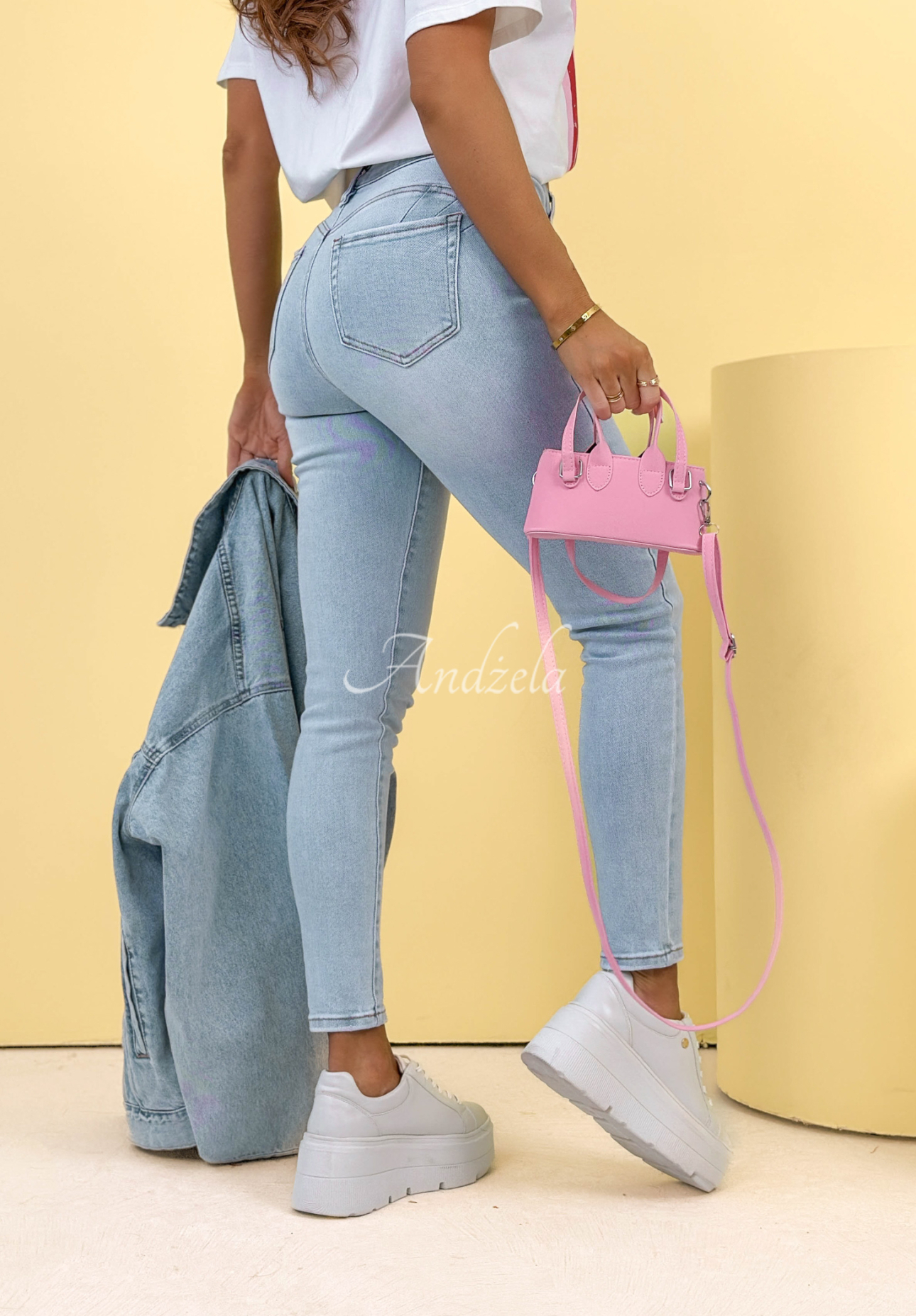 Spodnie jeansowe skinny Pamela jasnoniebieskie