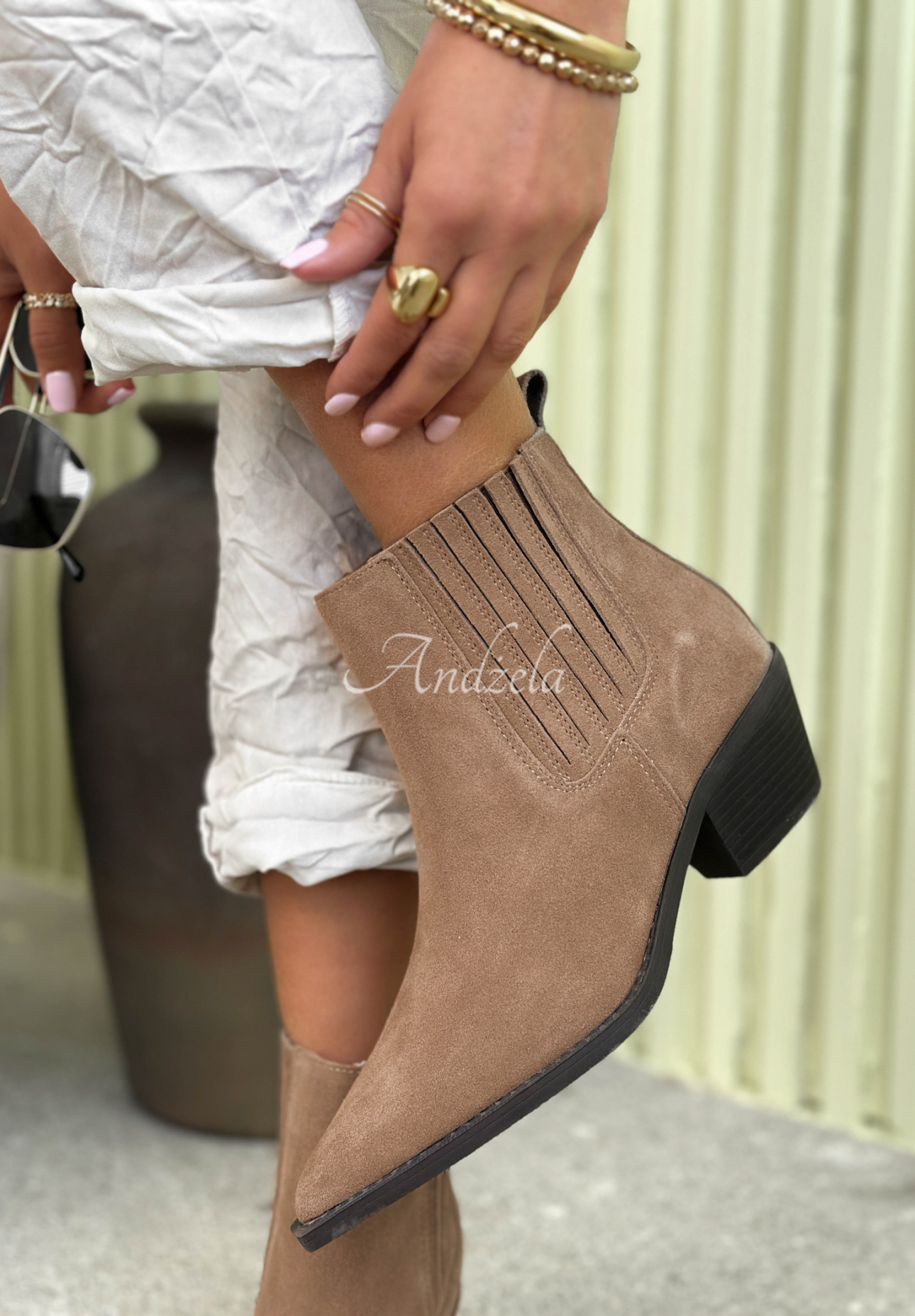 Zamszowe botki The Small Steps beżowe