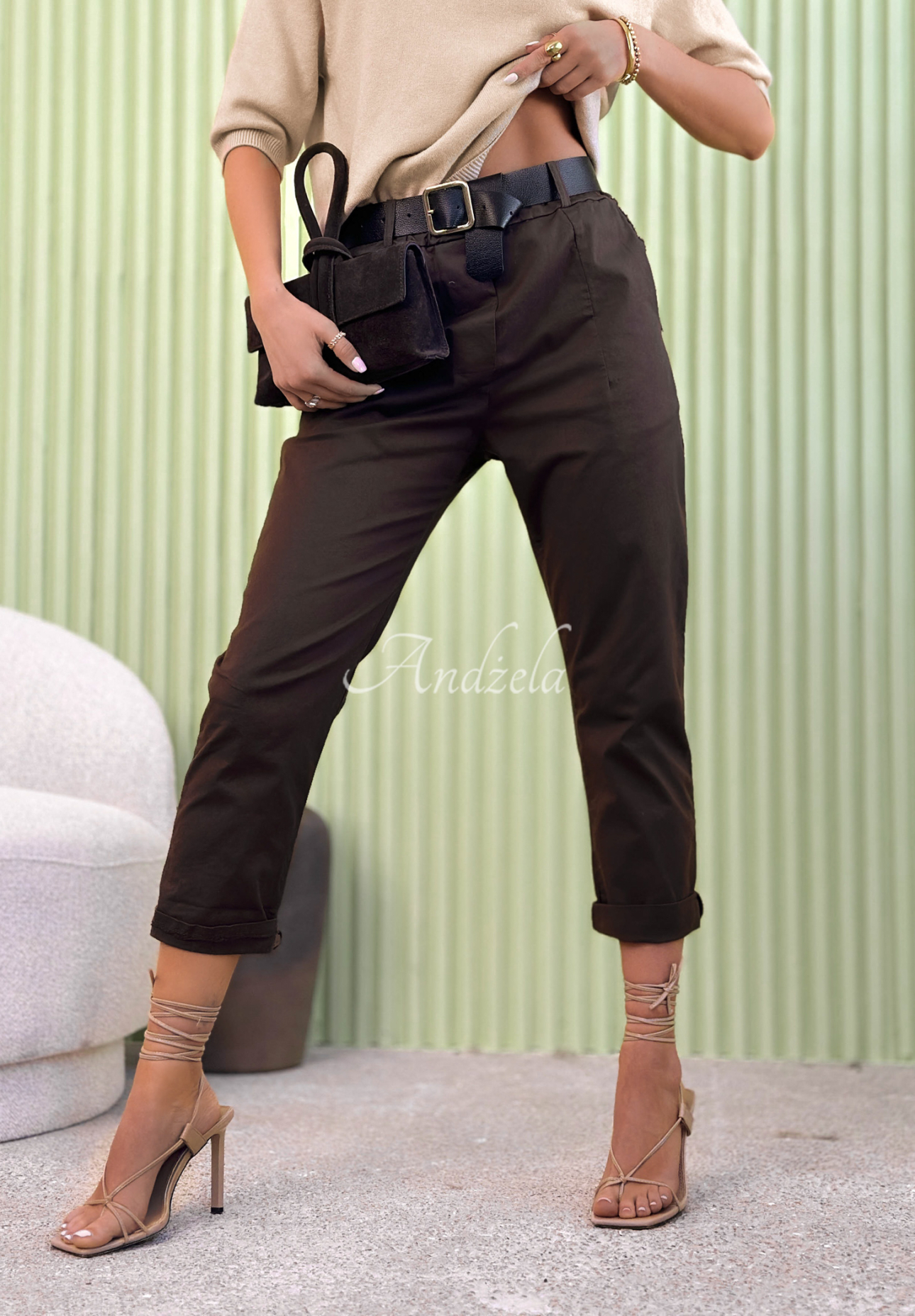 Materiałowe spodnie z bawełny Fire And Rain czekoladowe