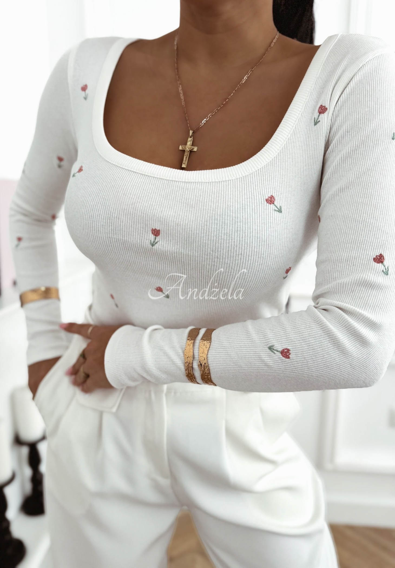 Prążkowana bluzka w kwiaty z bawełny Rosalie ecru