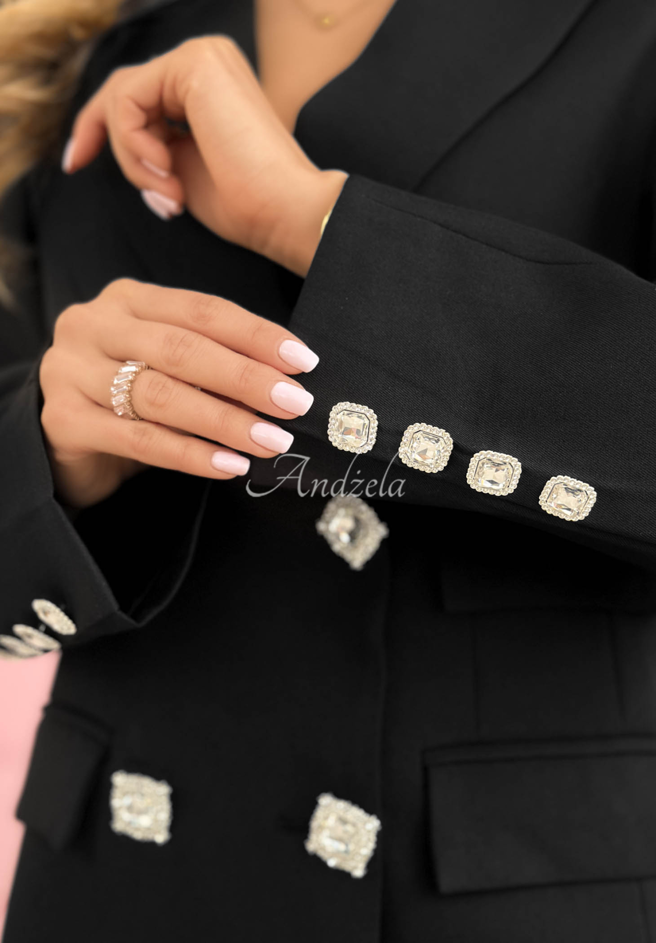 Sukienka marynarka z bufiastymi rękawami i bawełną Avenelle czarna