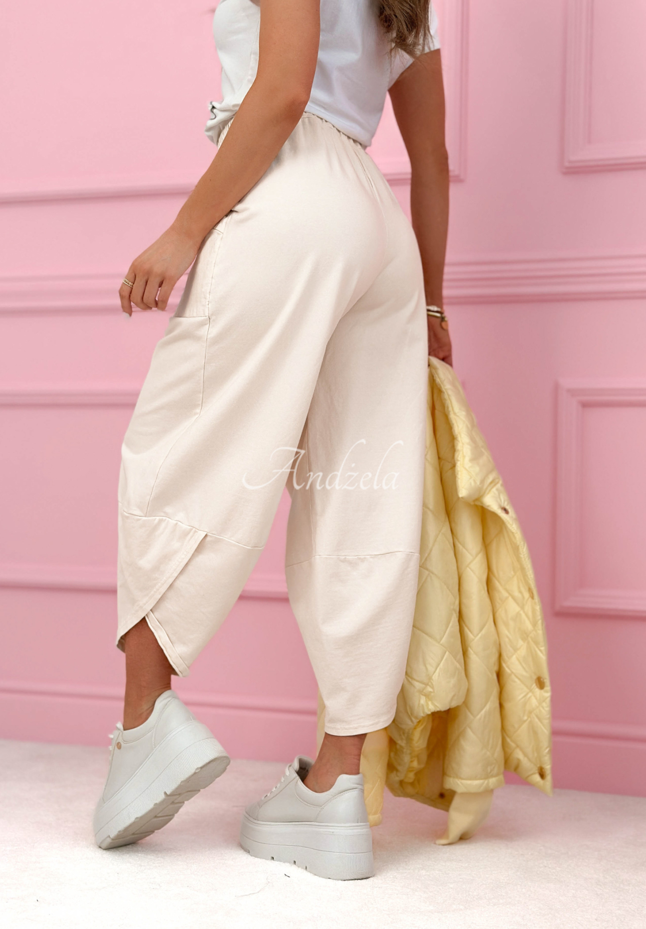 Bawełniane spodnie balloon z kieszeniami Only Sunny Days jasnobeżowe