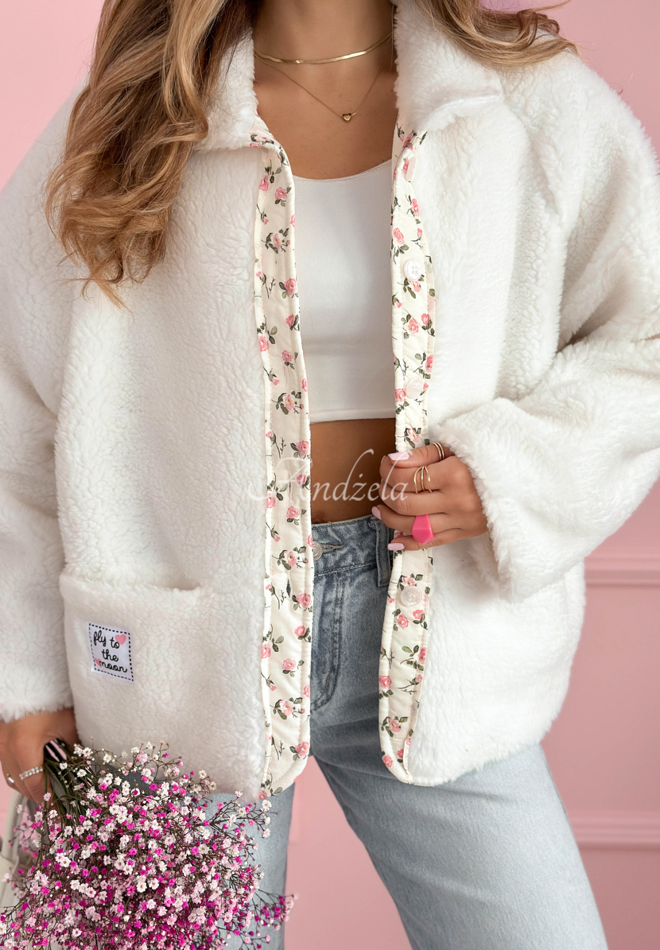 Krótka kurtka kożuszek z kwiecistą podszewką i wełną Lilianna ecru