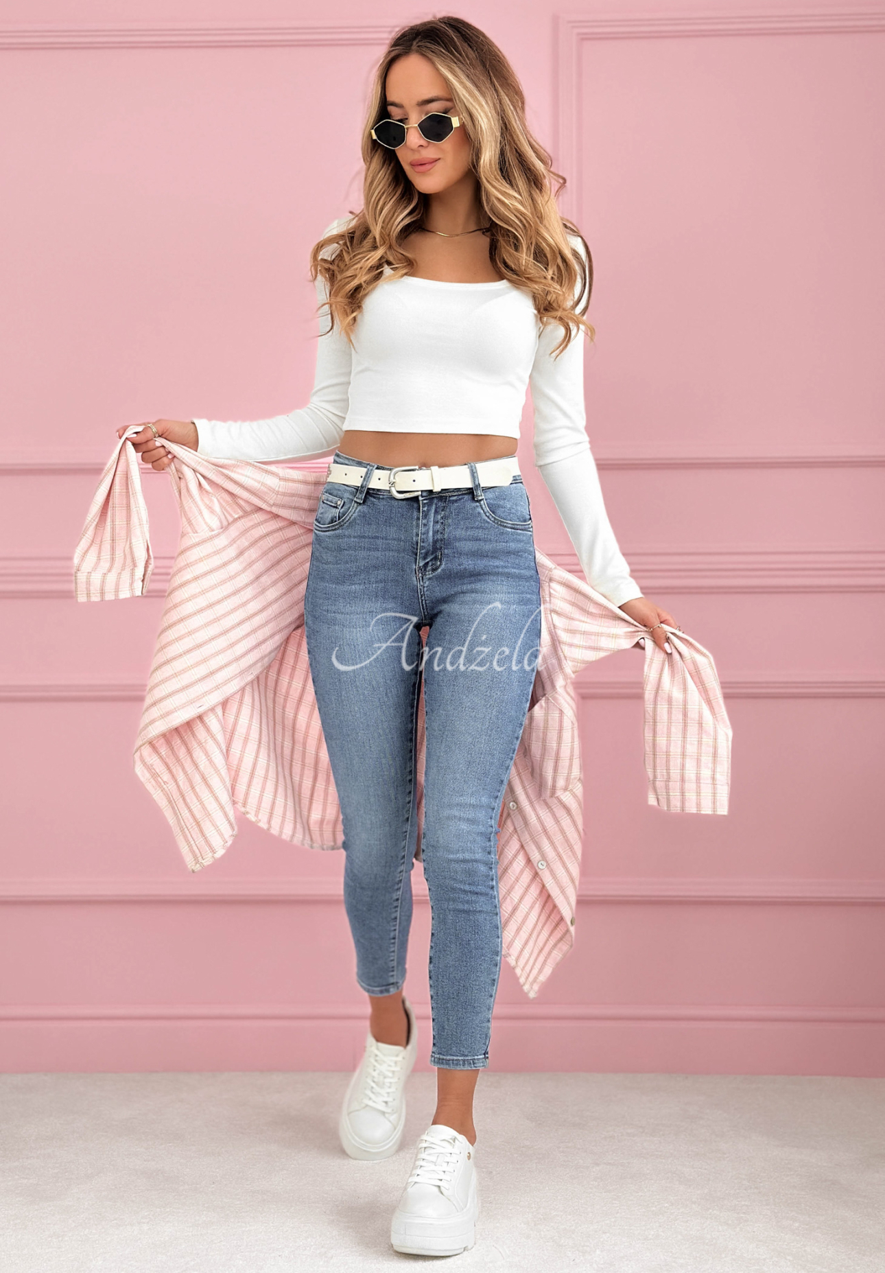 Riley blue skinny jeans with belt