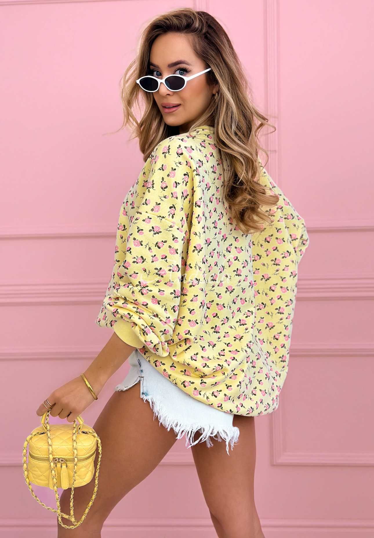 Długa bawełniana bluza oversize w różyczki The Bloom żółta