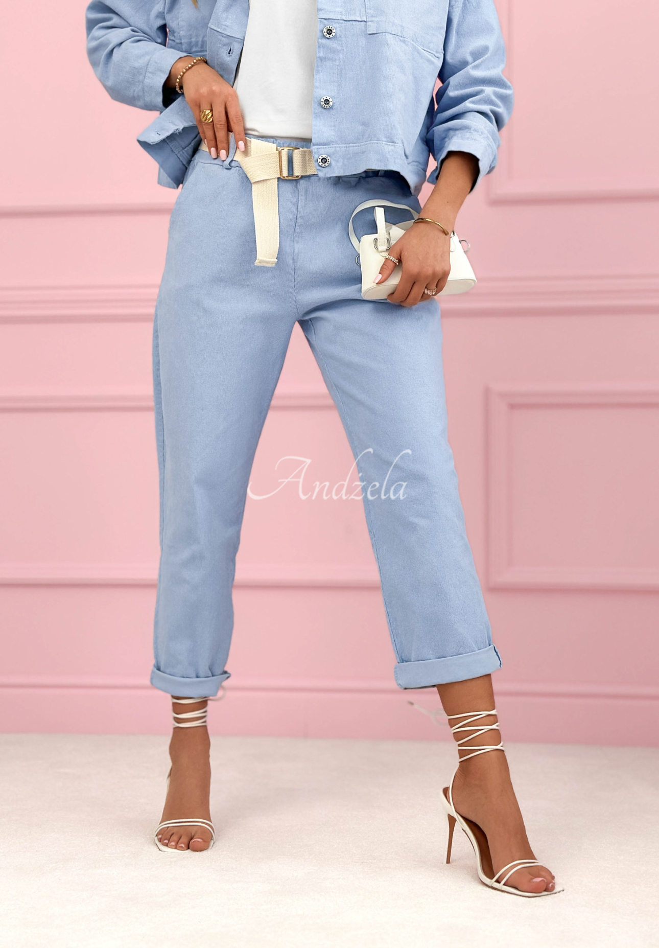 Sztruksowe spodnie mom fit z bawełny Fooling Yourself błękitne