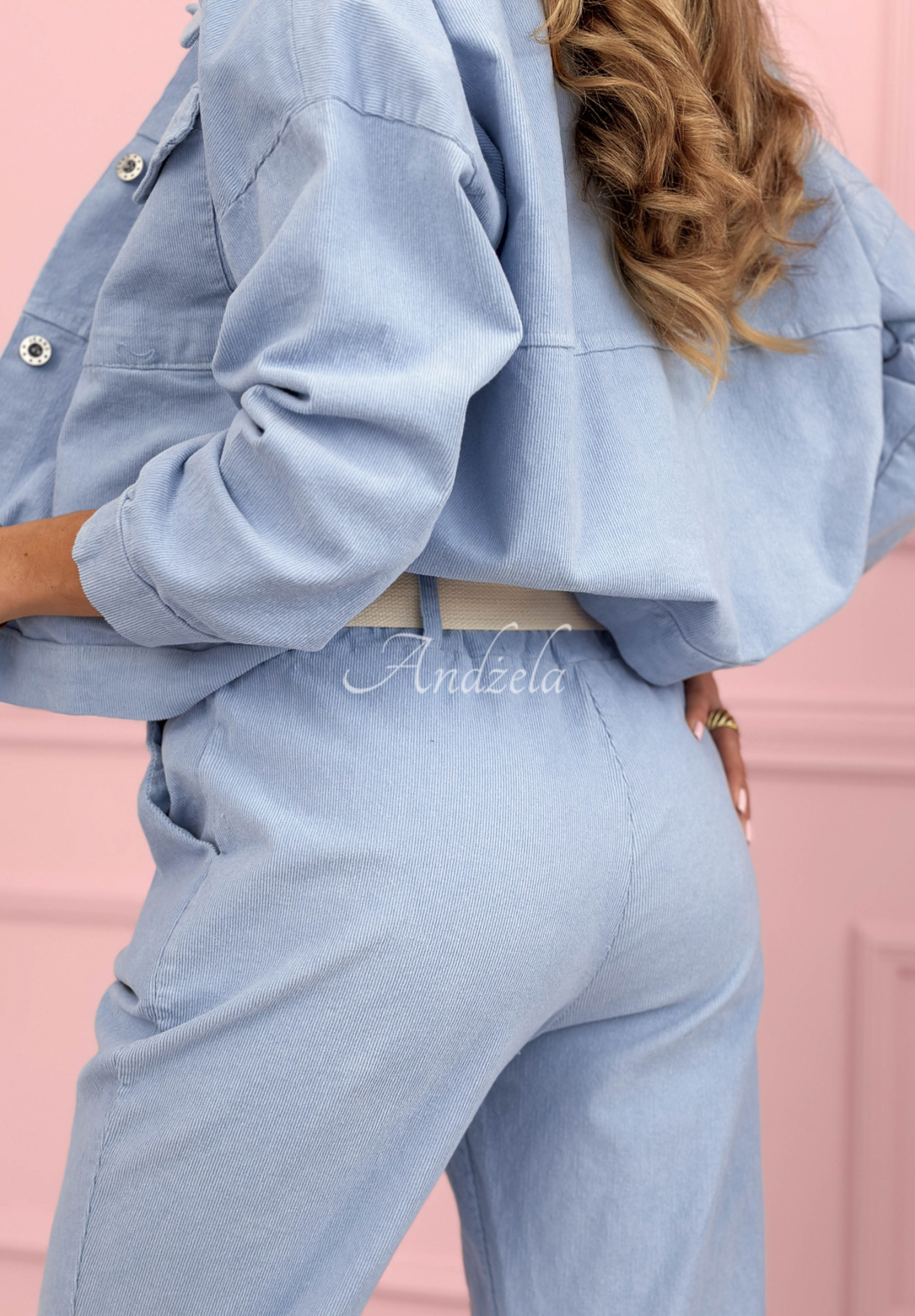 Sztruksowe spodnie mom fit z bawełny Fooling Yourself błękitne