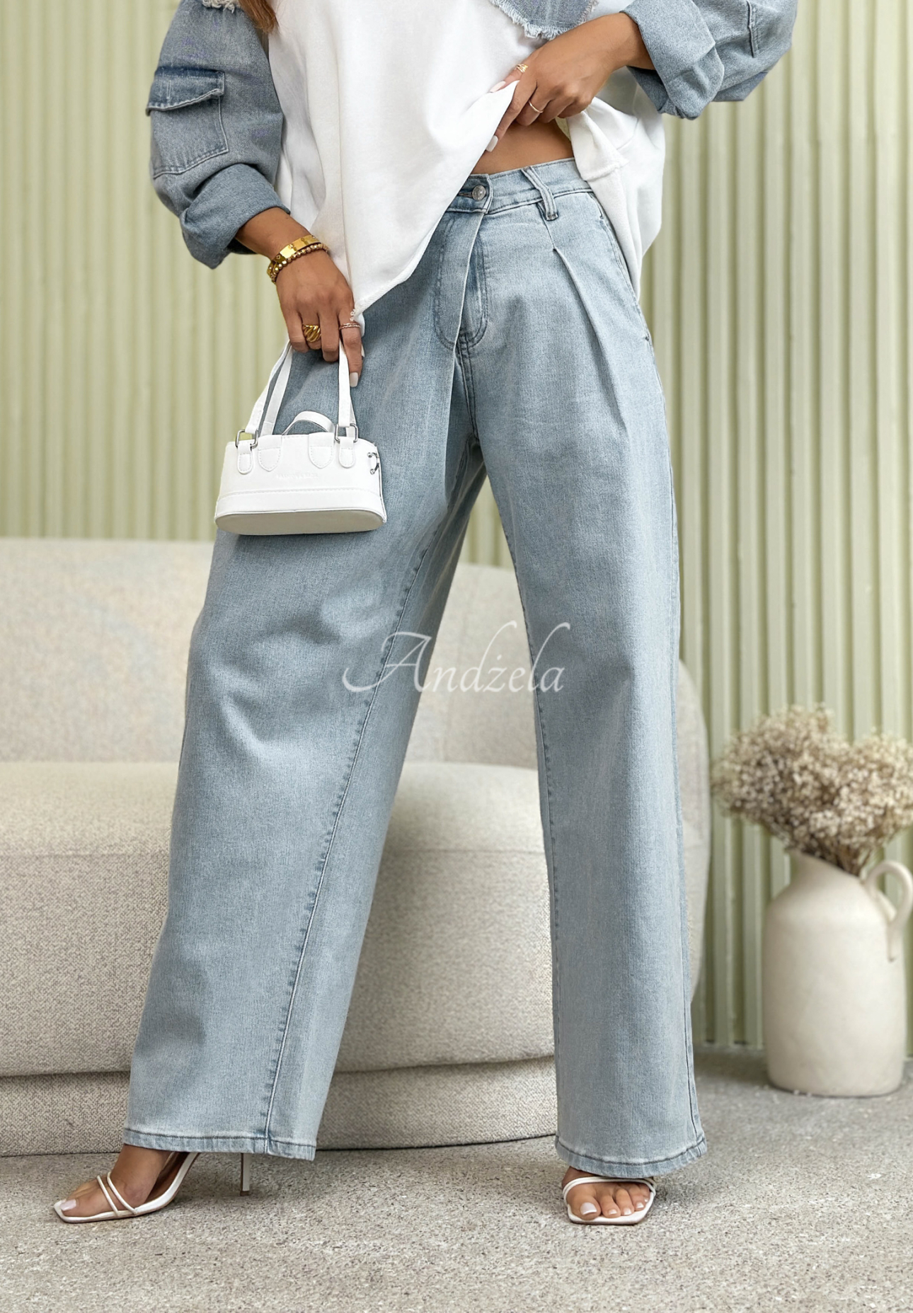 Spodnie jeansowe wide leg z zakładkami Stay For Now jasnoniebieskie