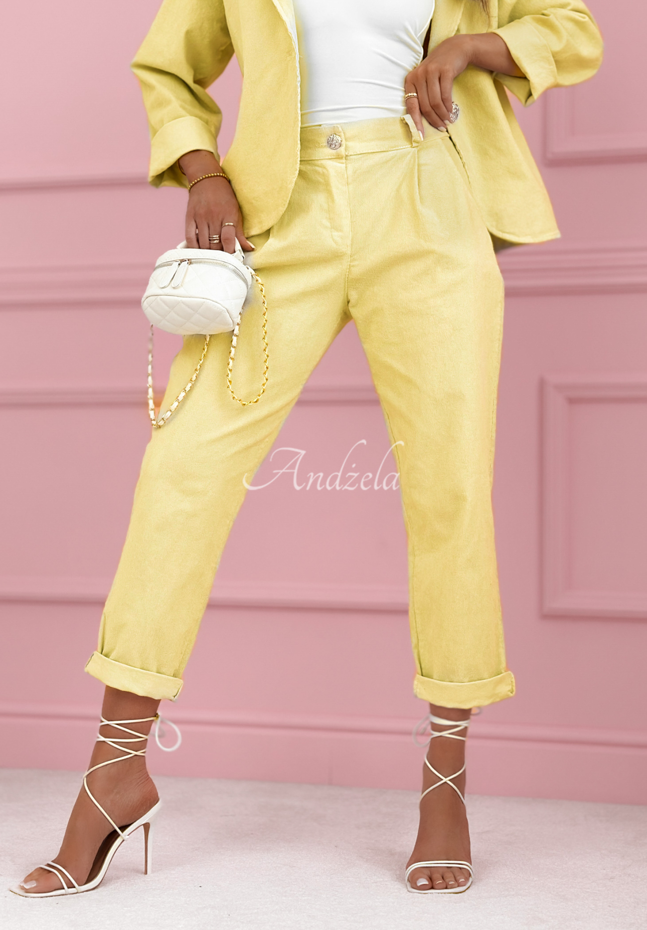 Sztruksowe spodnie mom fit z bawełny Goodbye Lovely żółte