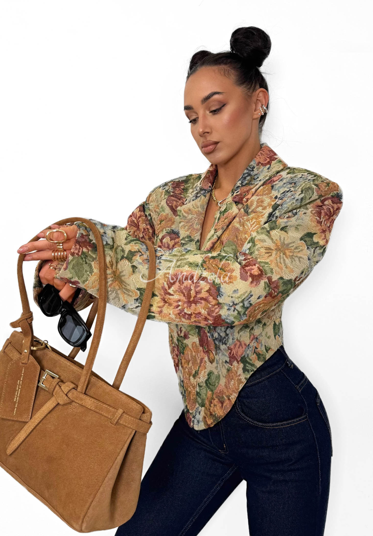 Żakardowa gorsetowa marynarka z bawełny La Milla Amanda beżowa