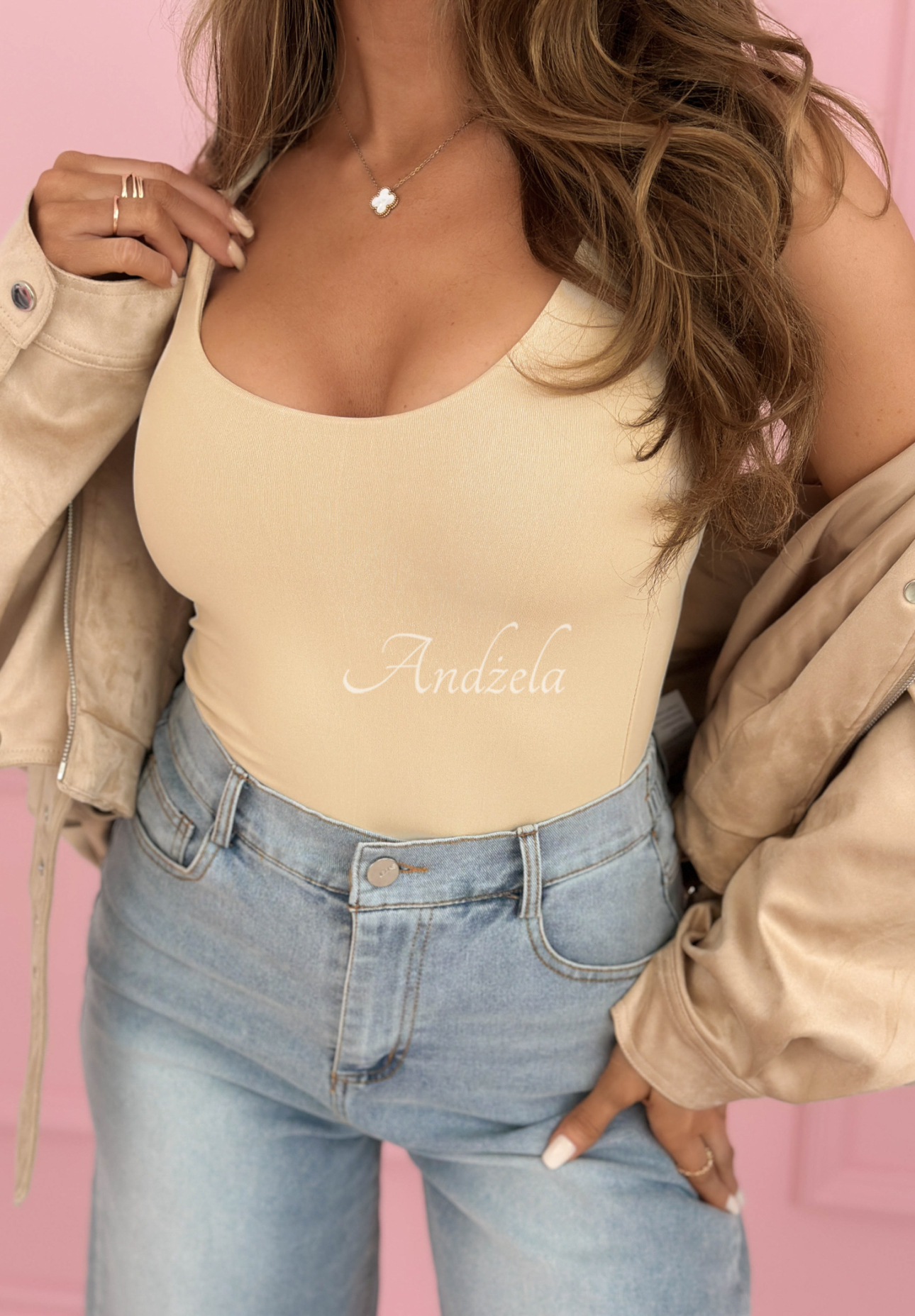 Top na ramiączkach Solaria beżowy