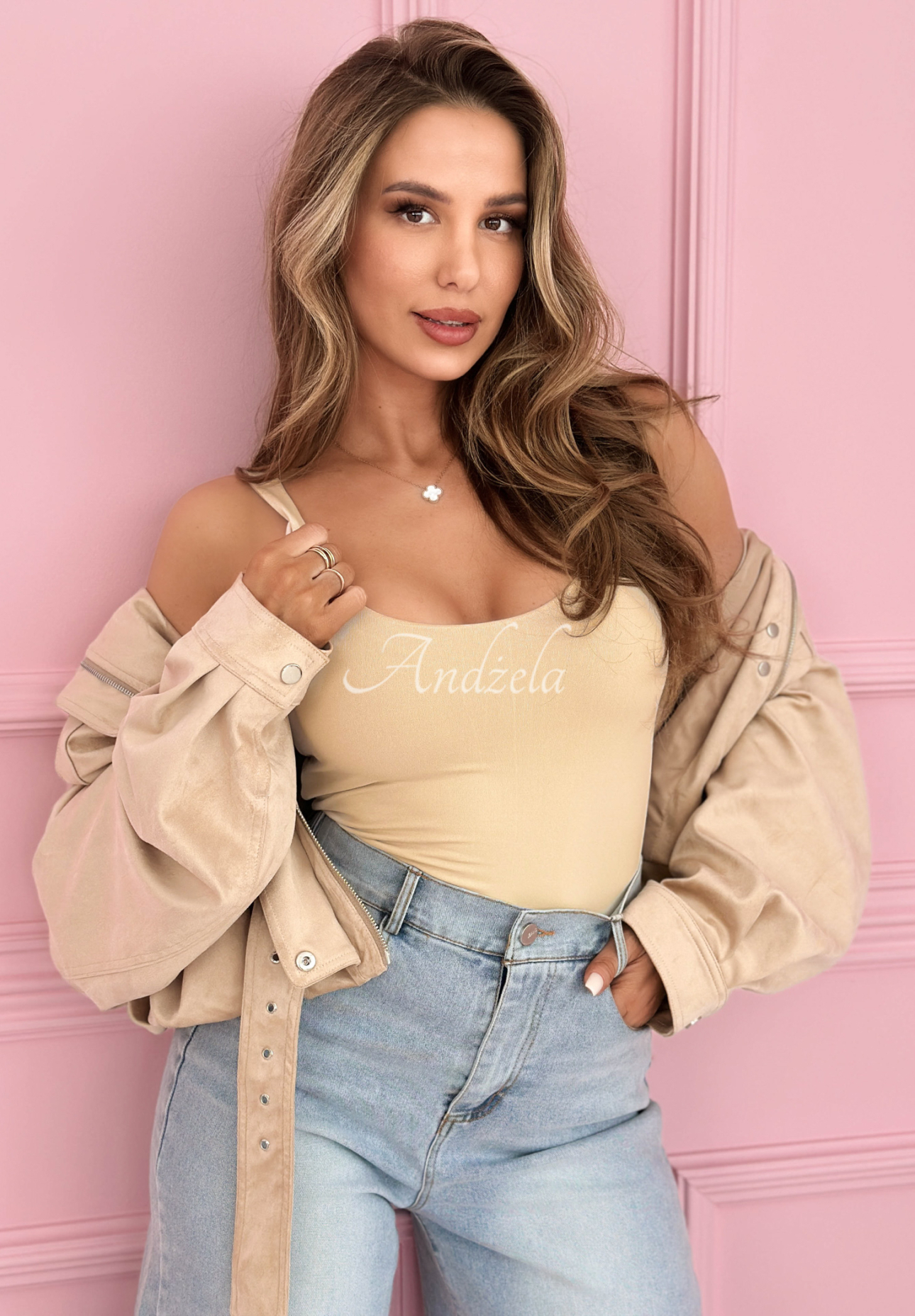 Top na ramiączkach Solaria beżowy