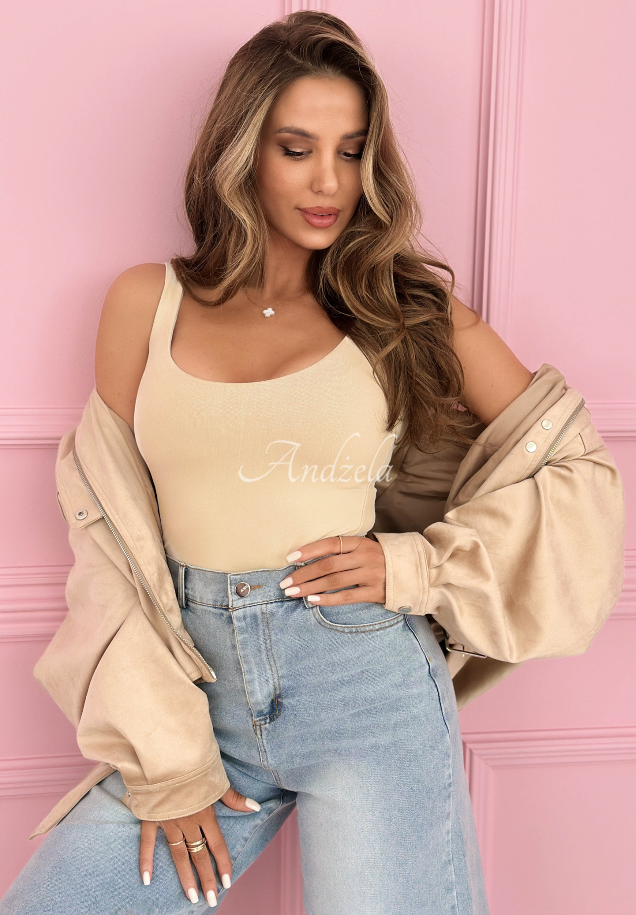 Top na ramiączkach Solaria beżowy