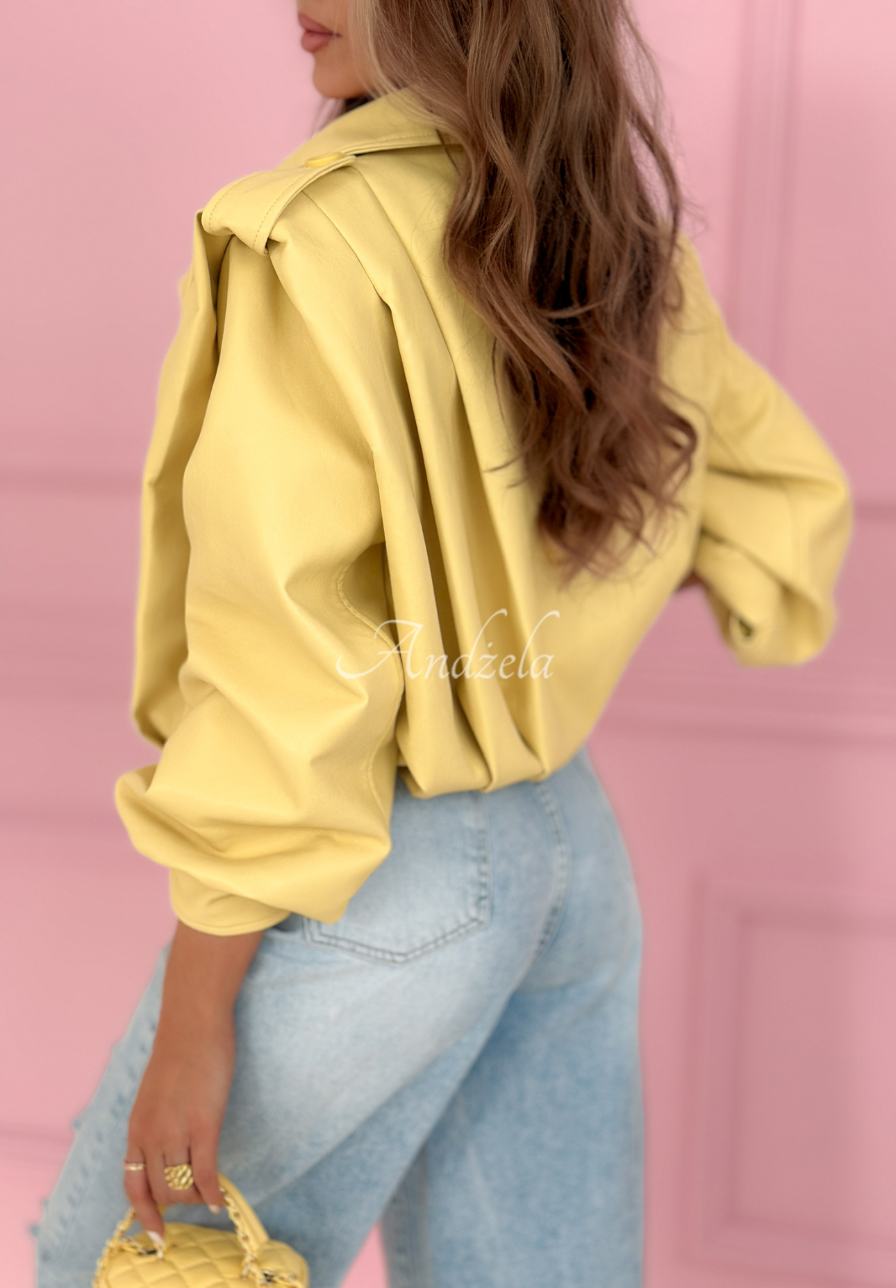 Krótka skórzana kurtka z kołnierzem Valleria żółta