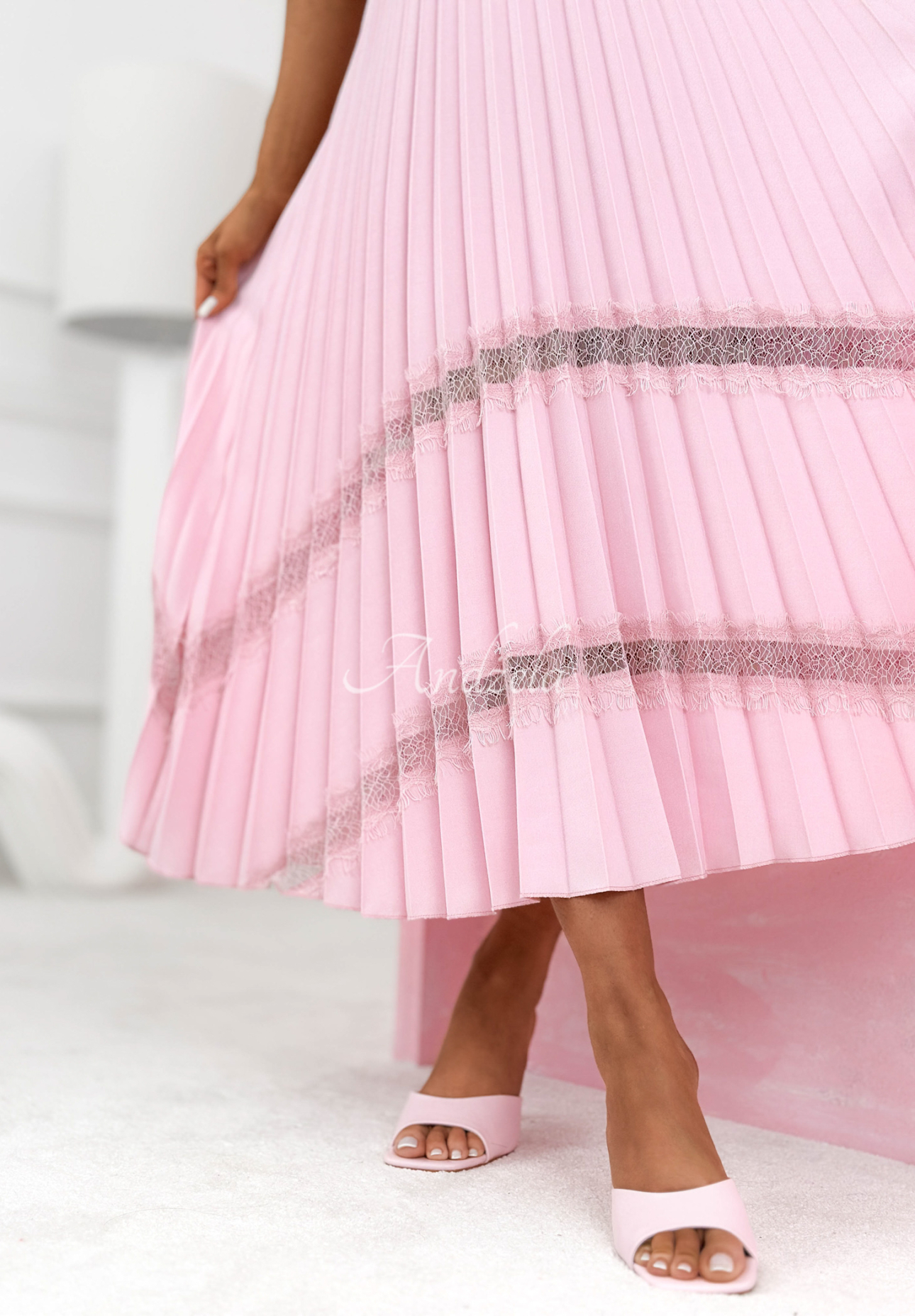 Pleated midi skirt with lace Linnea powder pink